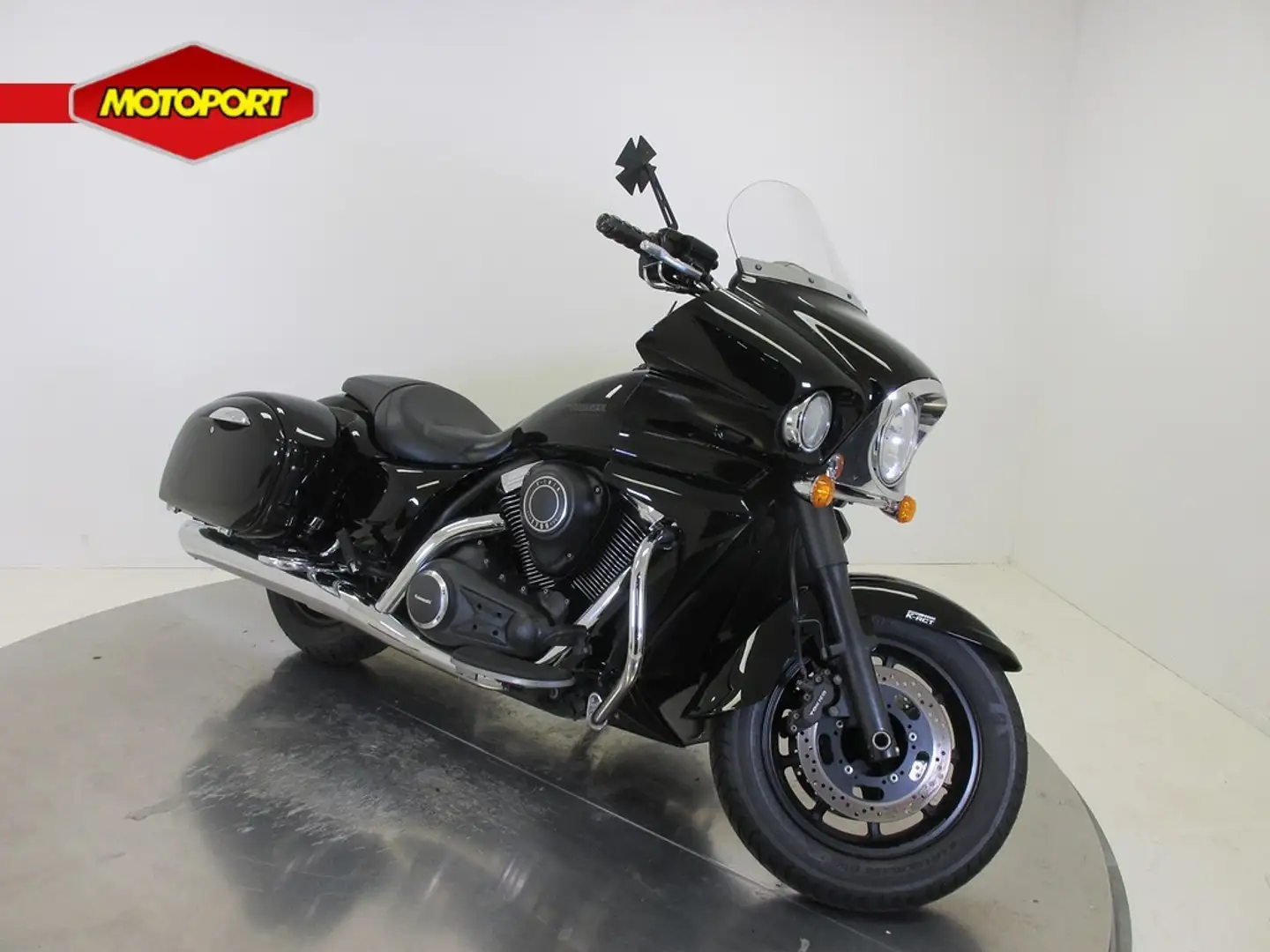 Kawasaki VN 1700 Voyager Custom ABS Černá - 2