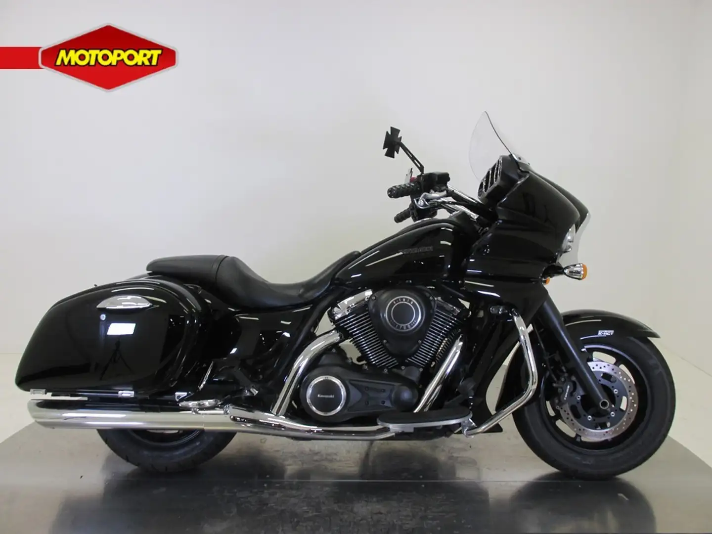 Kawasaki VN 1700 Voyager Custom ABS Černá - 1