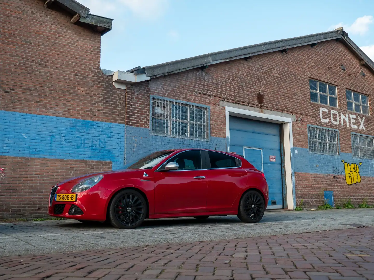 Alfa Romeo Giulietta 1.7 TBi Quad. V. Červená - 2