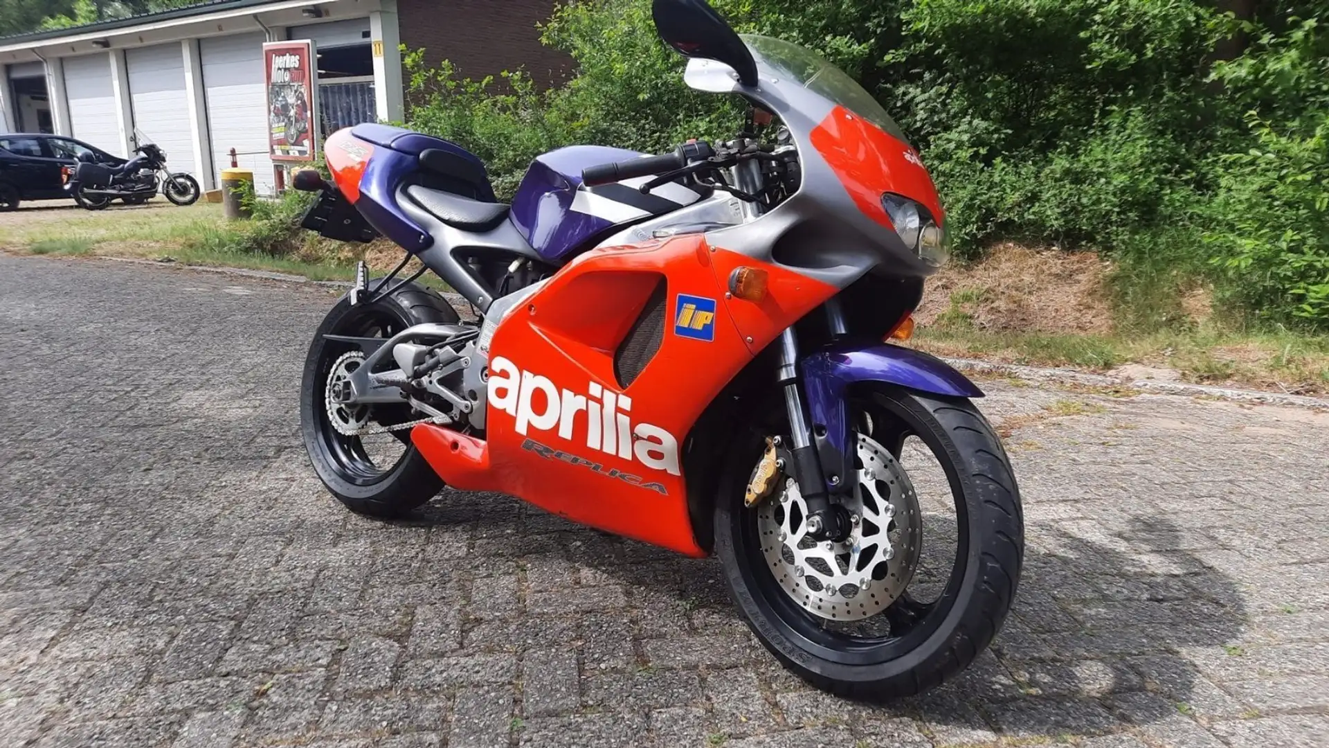 Aprilia RS 125 - 1