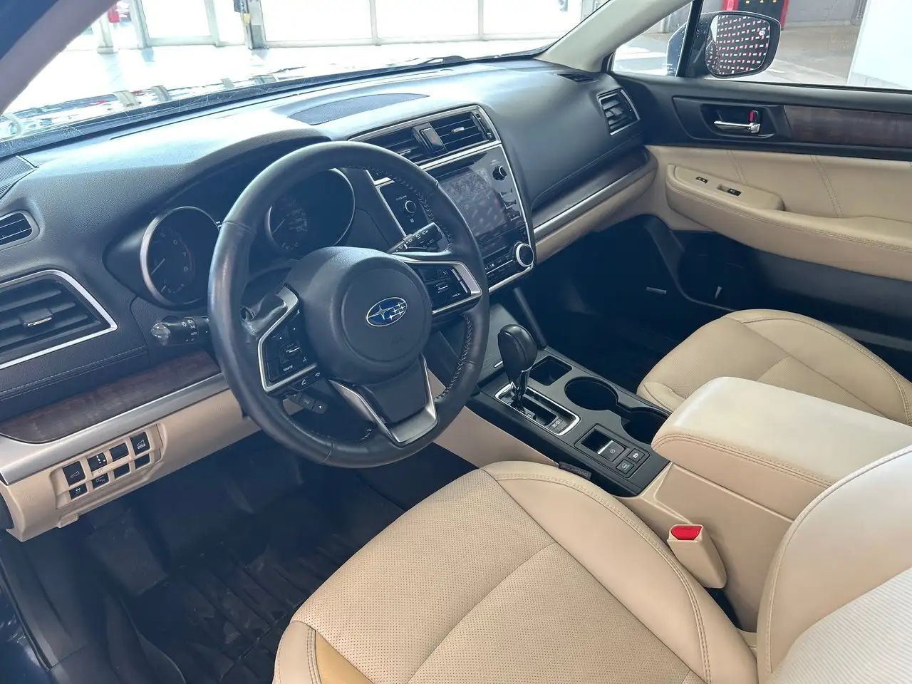 Subaru OUTBACK снимка Subaru OUTBACK