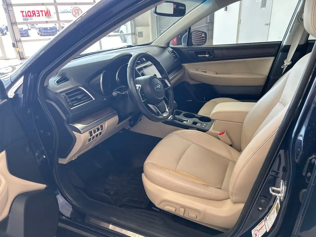 Subaru OUTBACK снимка Subaru OUTBACK