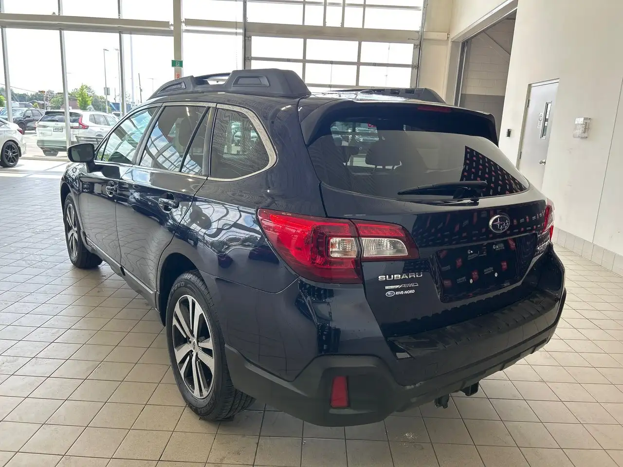 Subaru OUTBACK снимка Subaru OUTBACK
