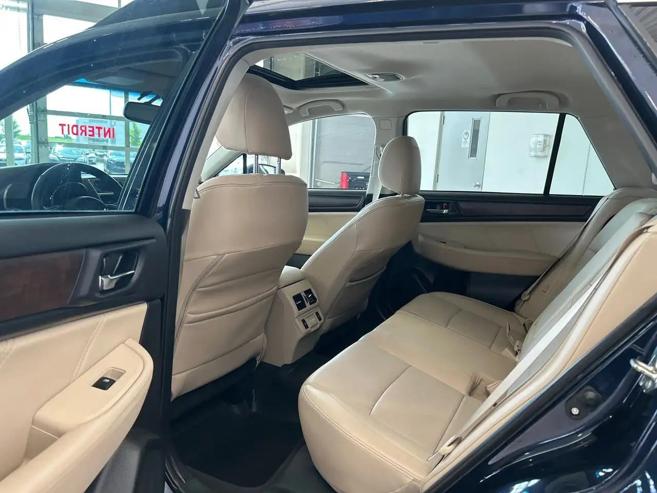 Subaru OUTBACK снимка Subaru OUTBACK