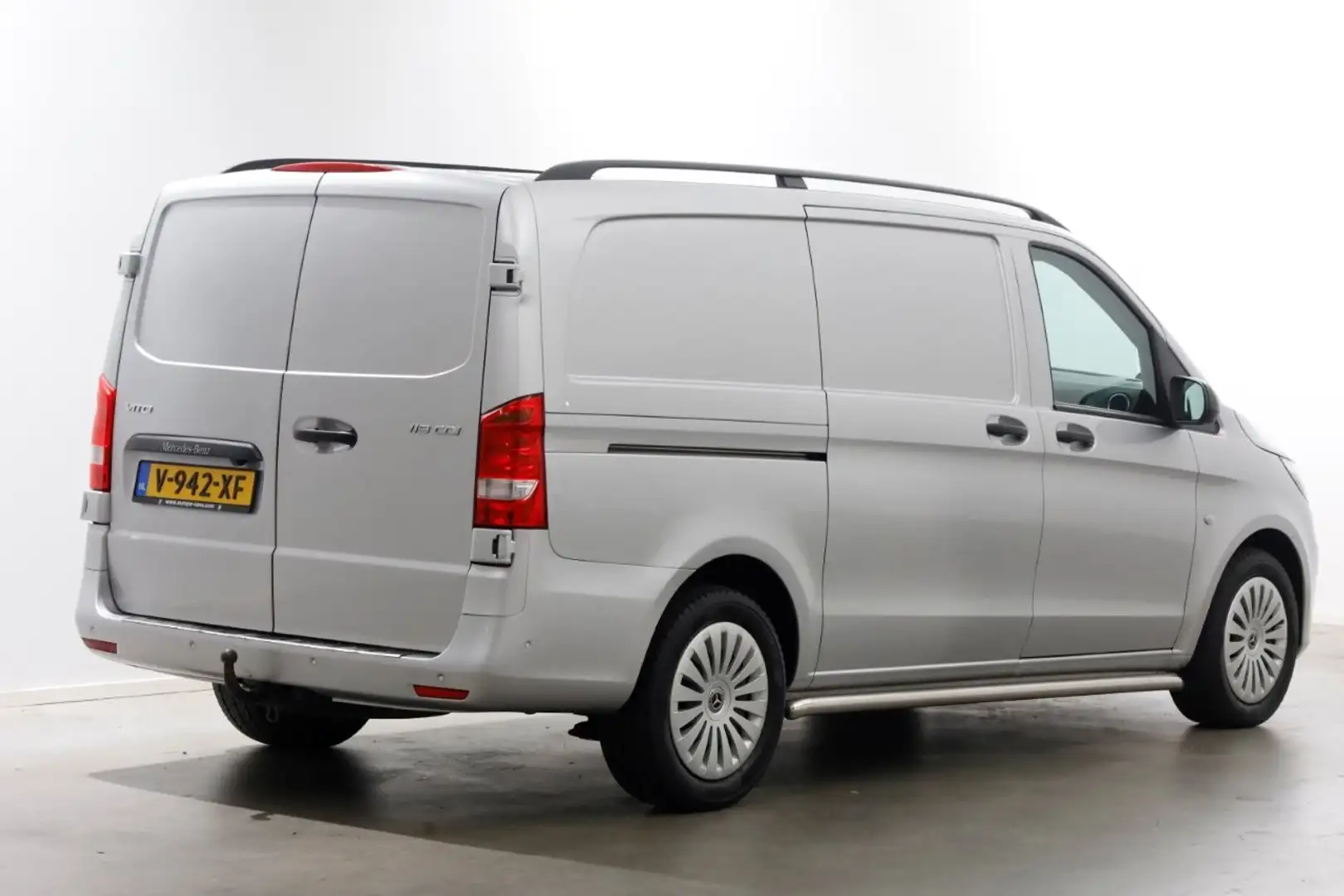 Mercedes-Benz Vito 119 CDI 190pk E6 Lang 7G Automaat LED/Navi/Camera Zilver - 2