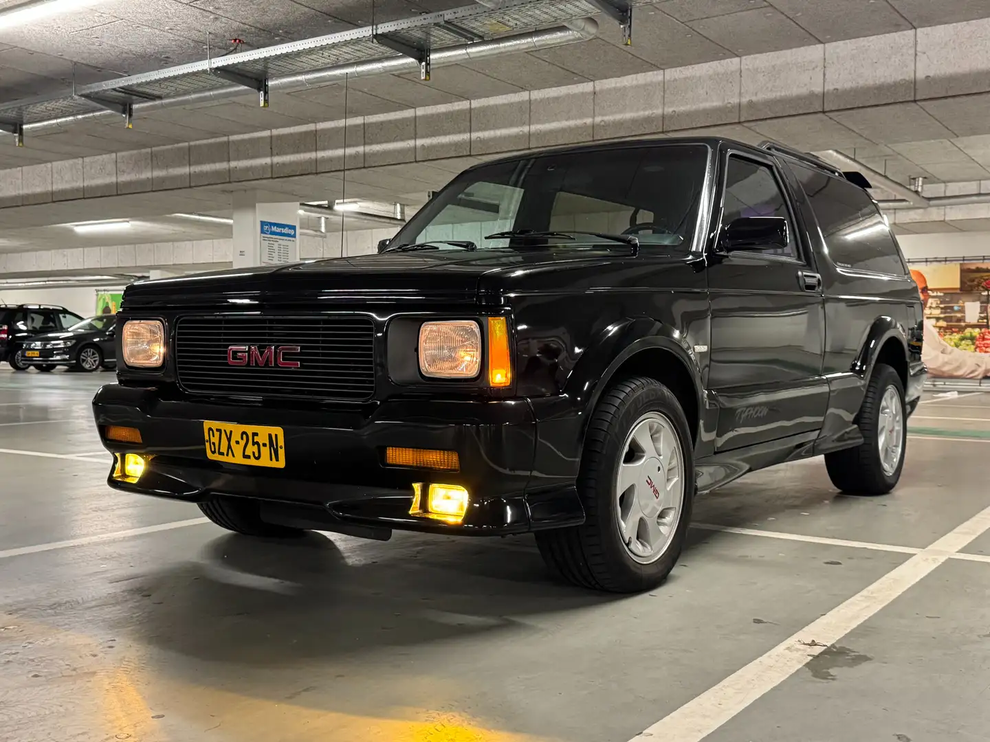 GMC Typhoon Overig undefined Fekete - 2