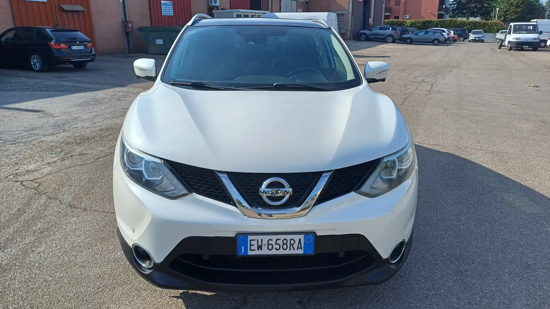 Nissan Qashqai 1.6 dci Premier Limited edition 4wd 130cv - 1