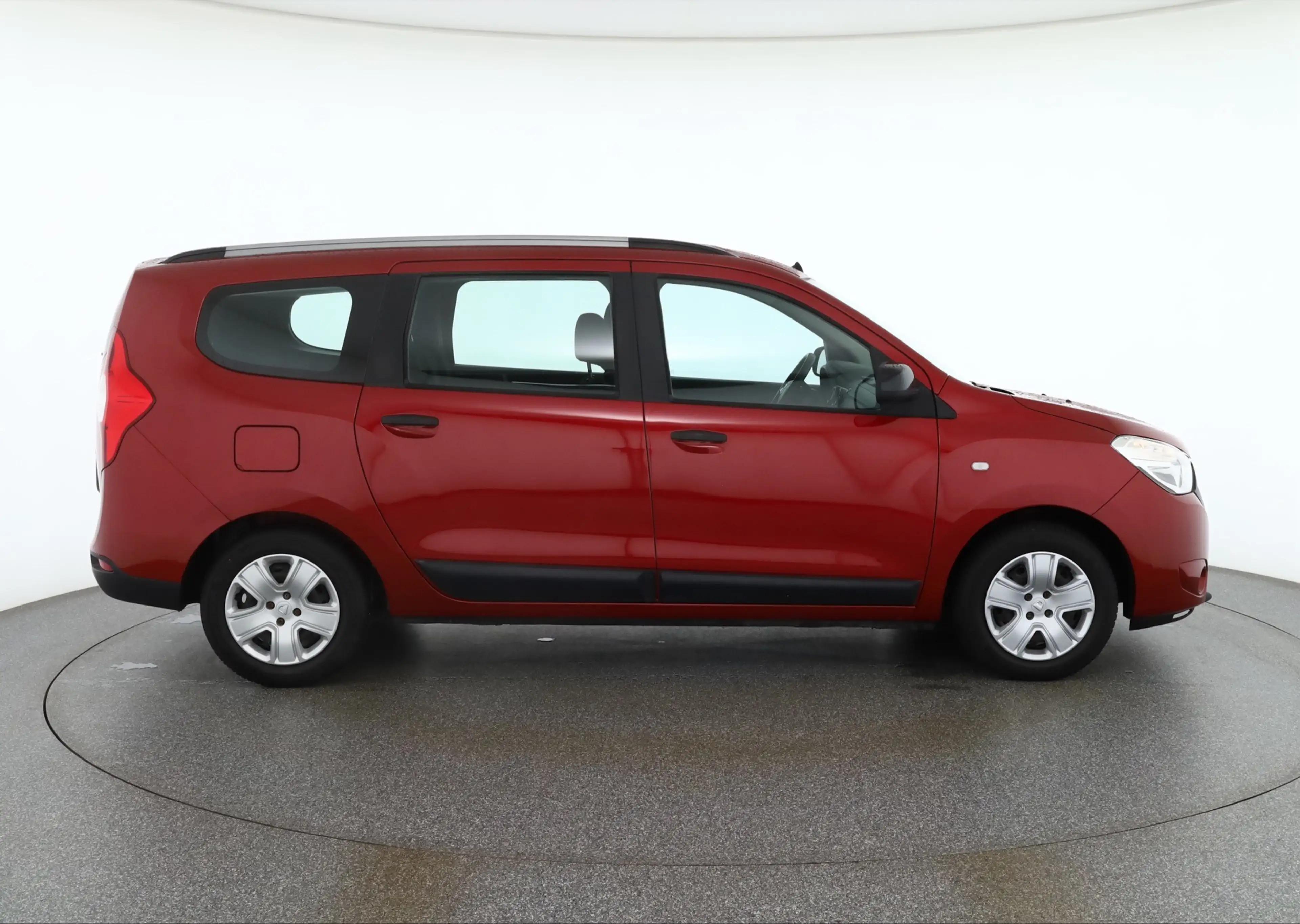 Dacia Lodgy 1.3 TCe Comfort Navi Sitzheizung PDC 1.Hd. — photo 6