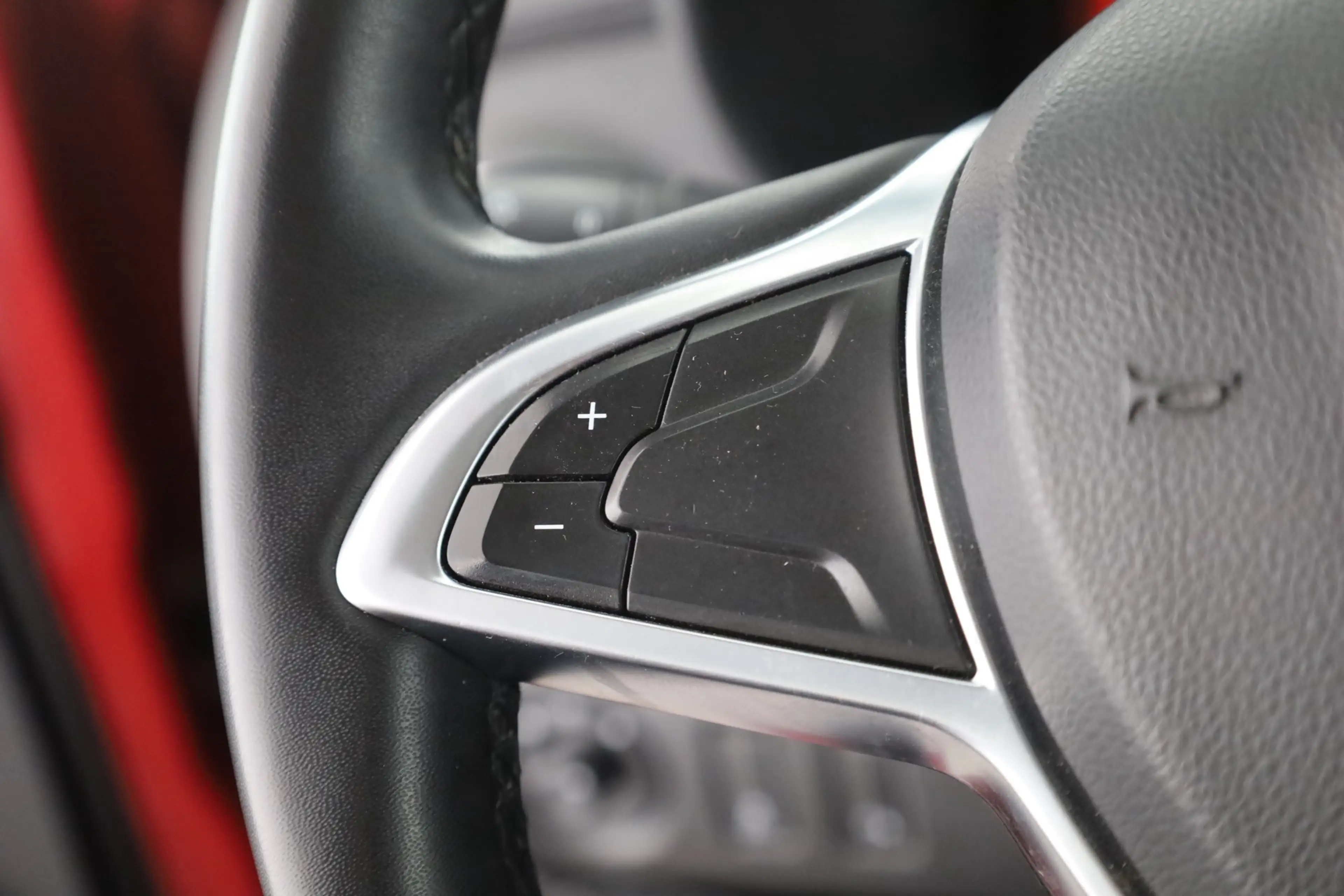 Dacia Lodgy 1.3 TCe Comfort Navi Sitzheizung PDC 1.Hd. — photo 15