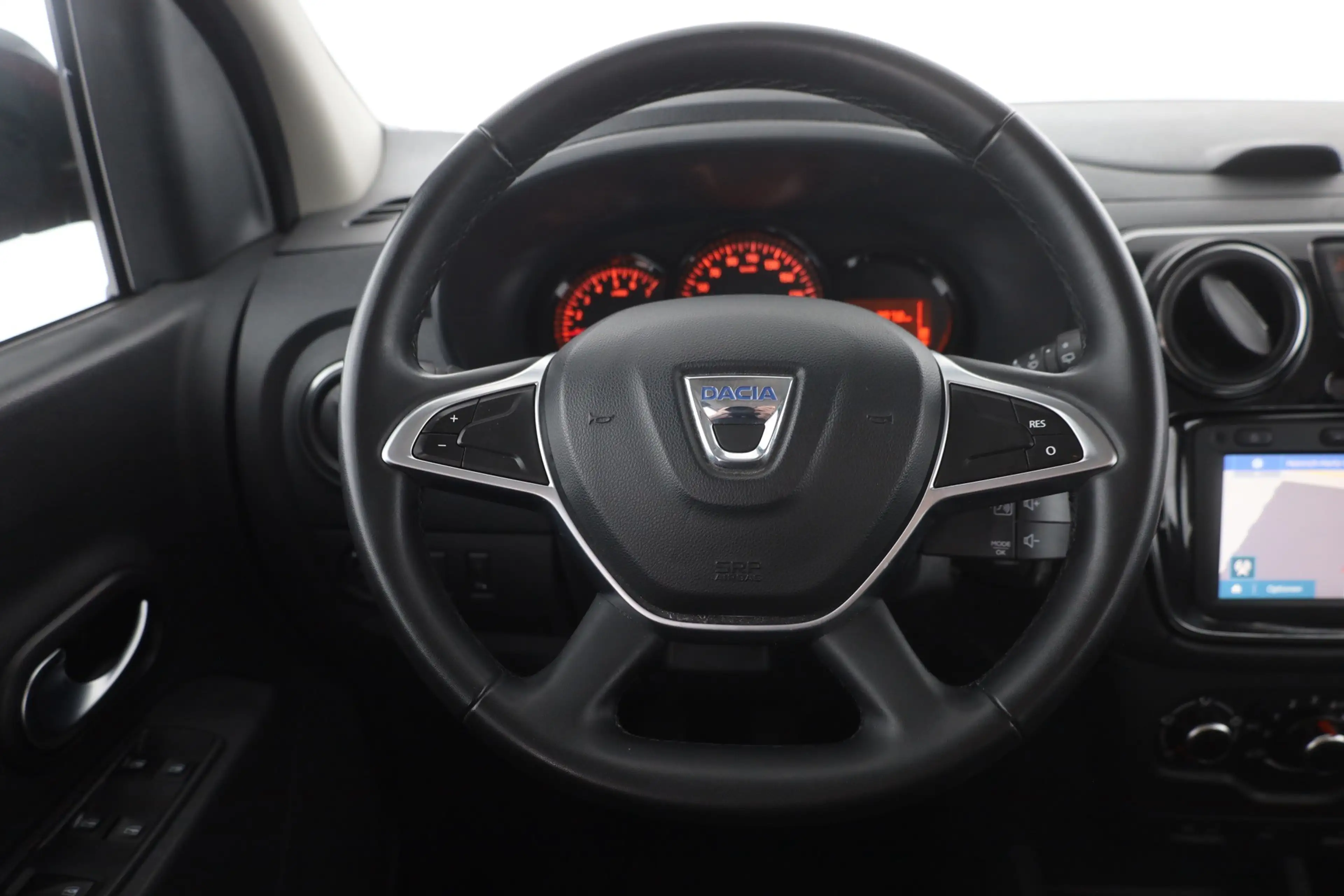 Dacia Lodgy 1.3 TCe Comfort Navi Sitzheizung PDC 1.Hd. — photo 14