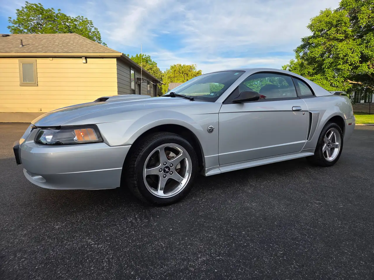 2004 Ford Mustang