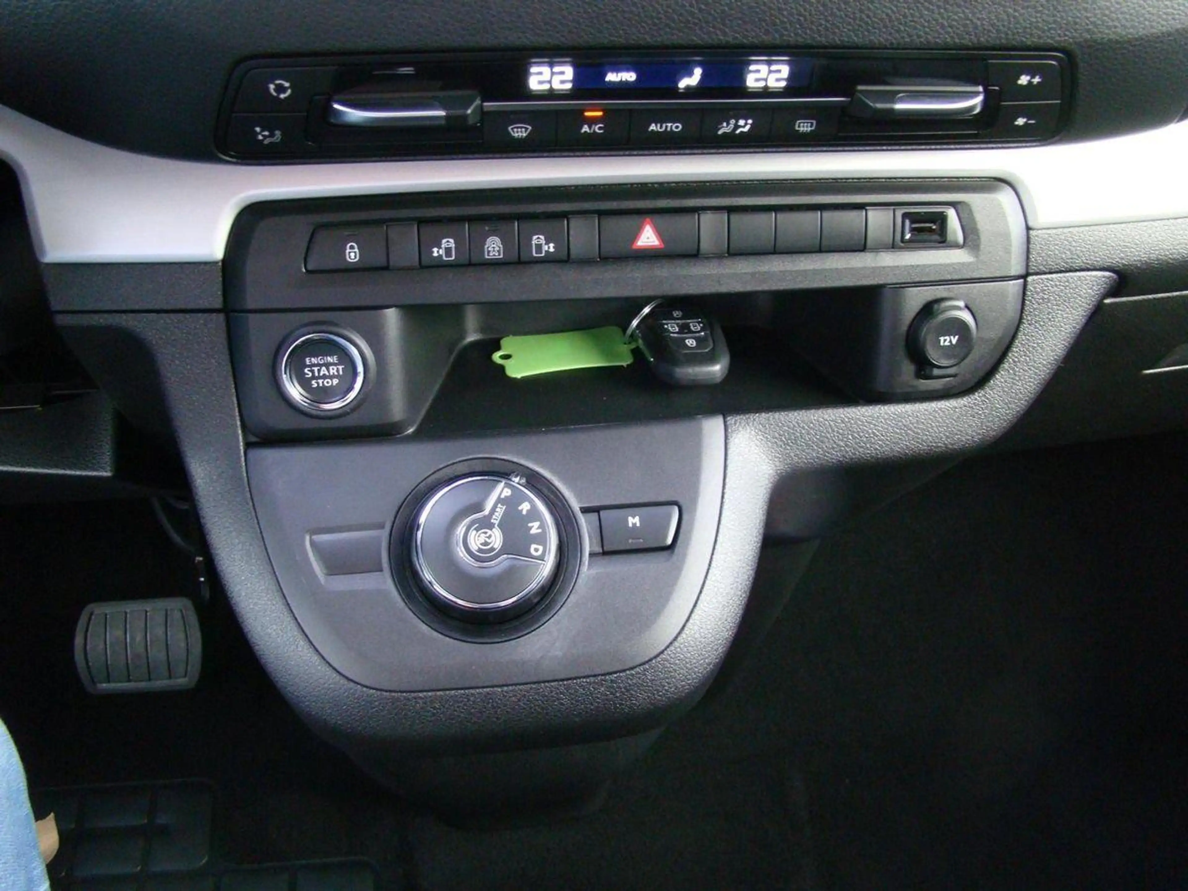 Citroen Spacetourer Business Lounge XL (L3) 2.0 Blue-HDI — photo 11