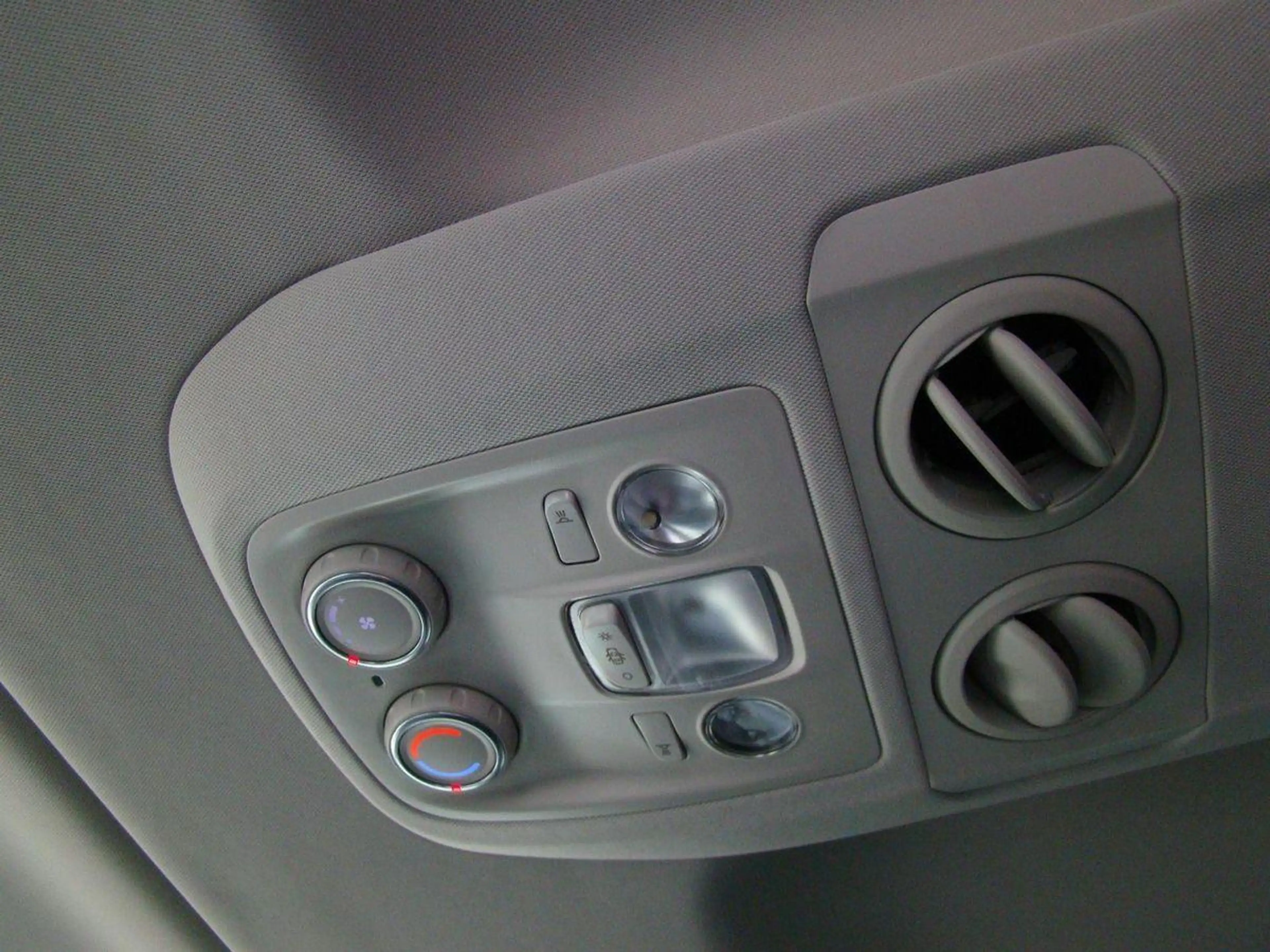 Citroen Spacetourer Business Lounge XL (L3) 2.0 Blue-HDI — photo 15