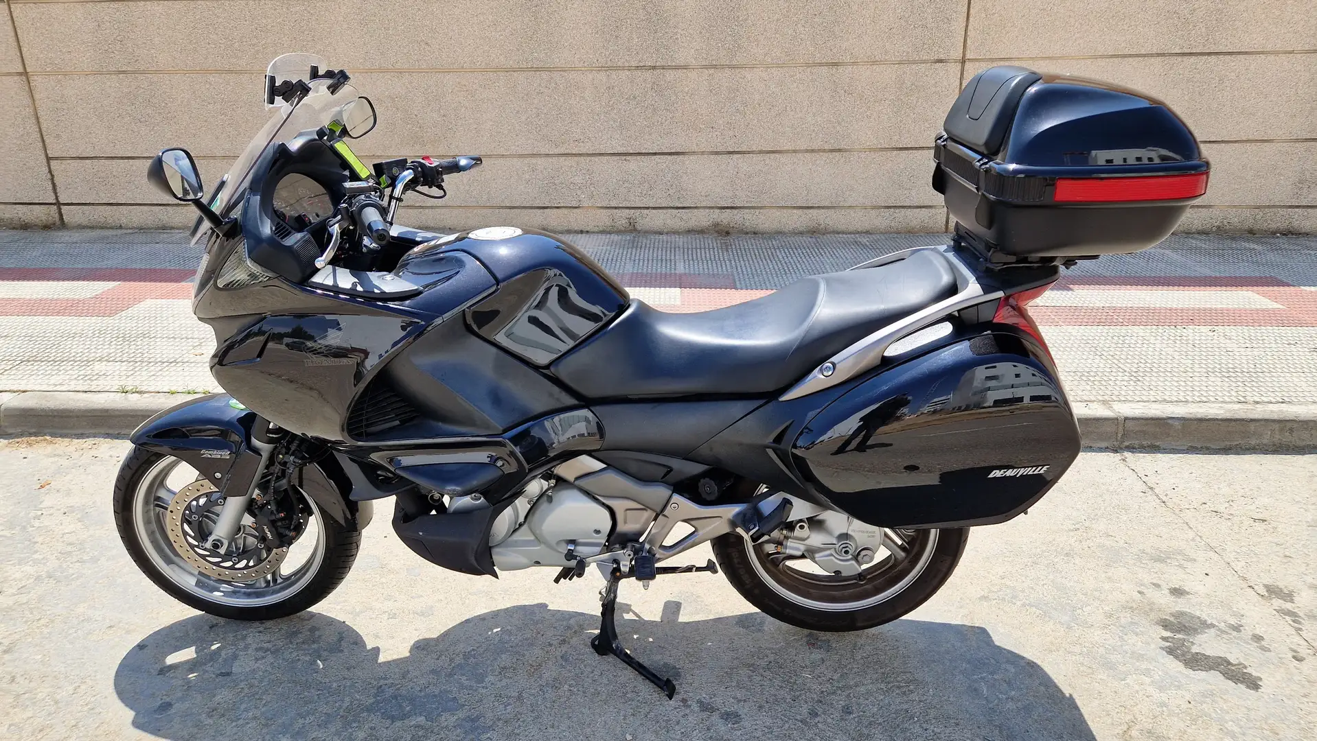 Honda NT 700 NT700V  DEAUVILLE ABS Noir - 1