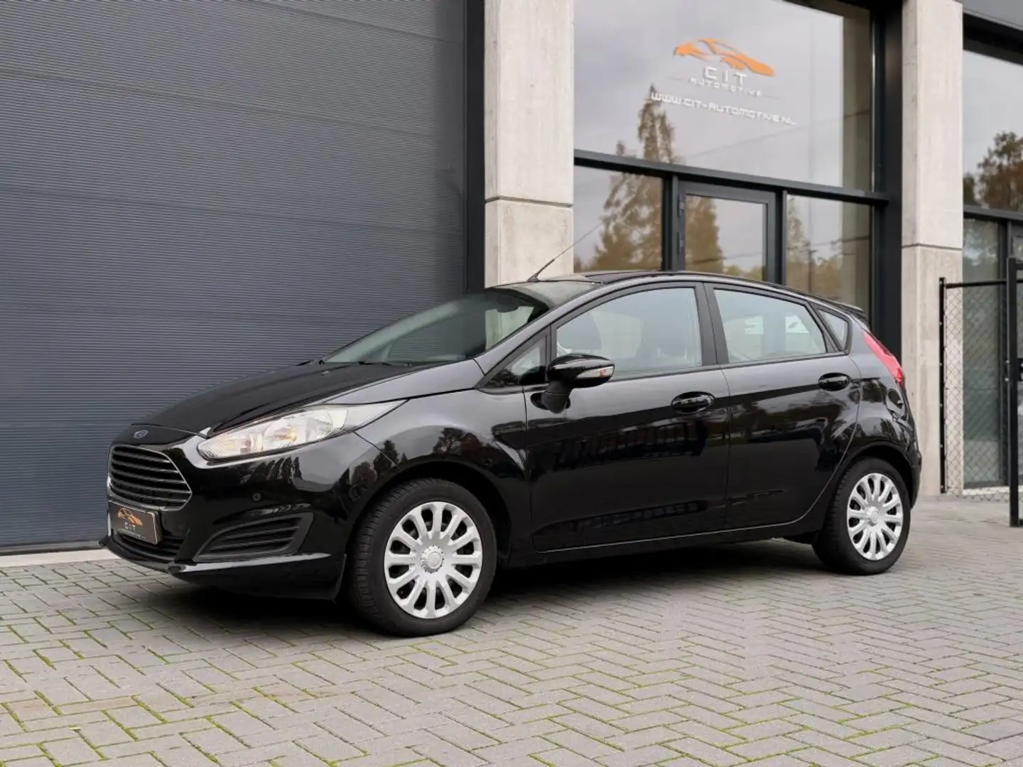 Ford Fiesta 1.0 | Airco| Stoel - Voorruitverwarm.|Navi|APK 11- Zwart - 2