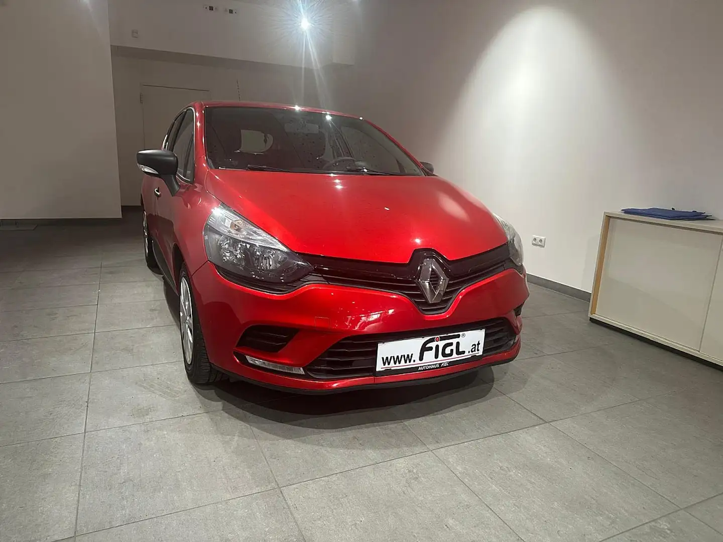 Renault Clio Life 1,2 16V 75 Rot - 2