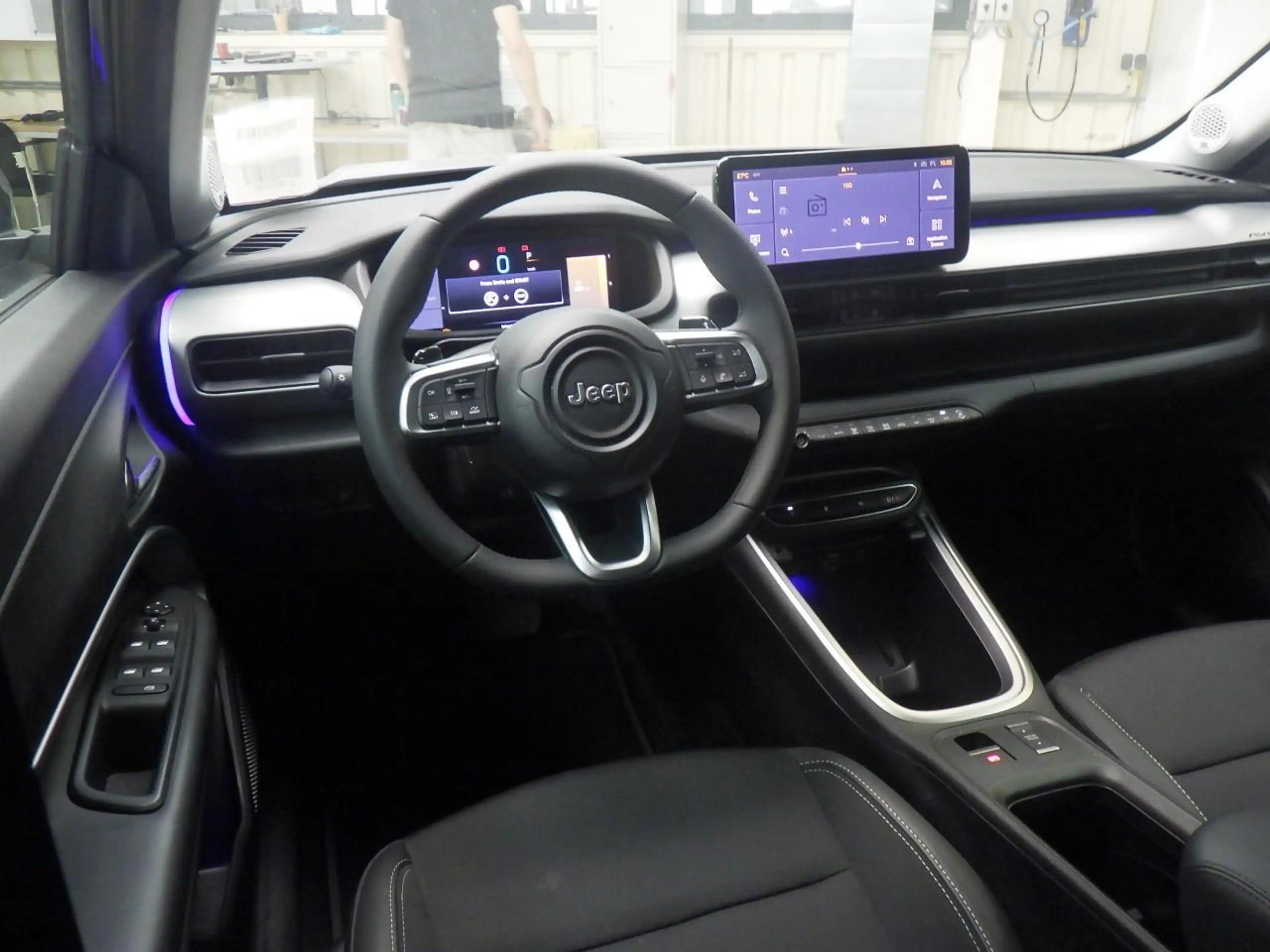 Jeep Avenger 1.2 e-Hybrid Summit Camera | Parkeersensoren Voor — photo 3