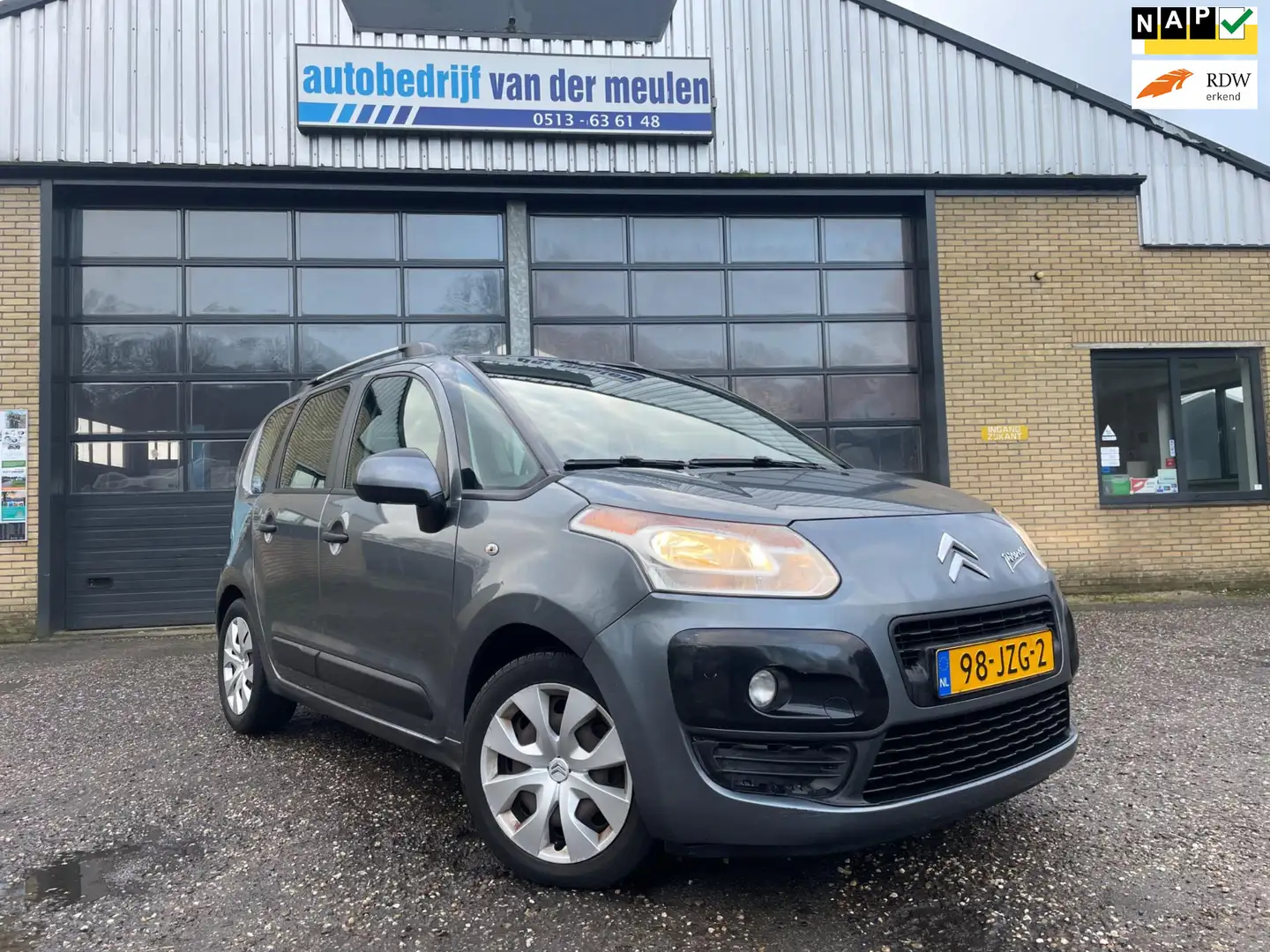 Citroen C3 Picasso 1.6 VTi Exclusive Grijs - 1
