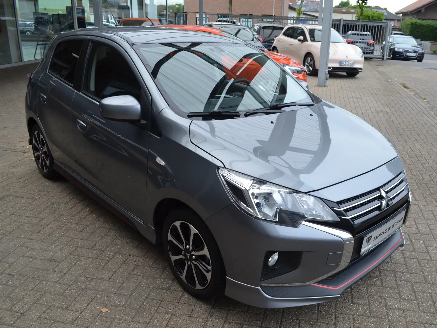Mitsubishi Space Star Intro Edition+ Gris - 2