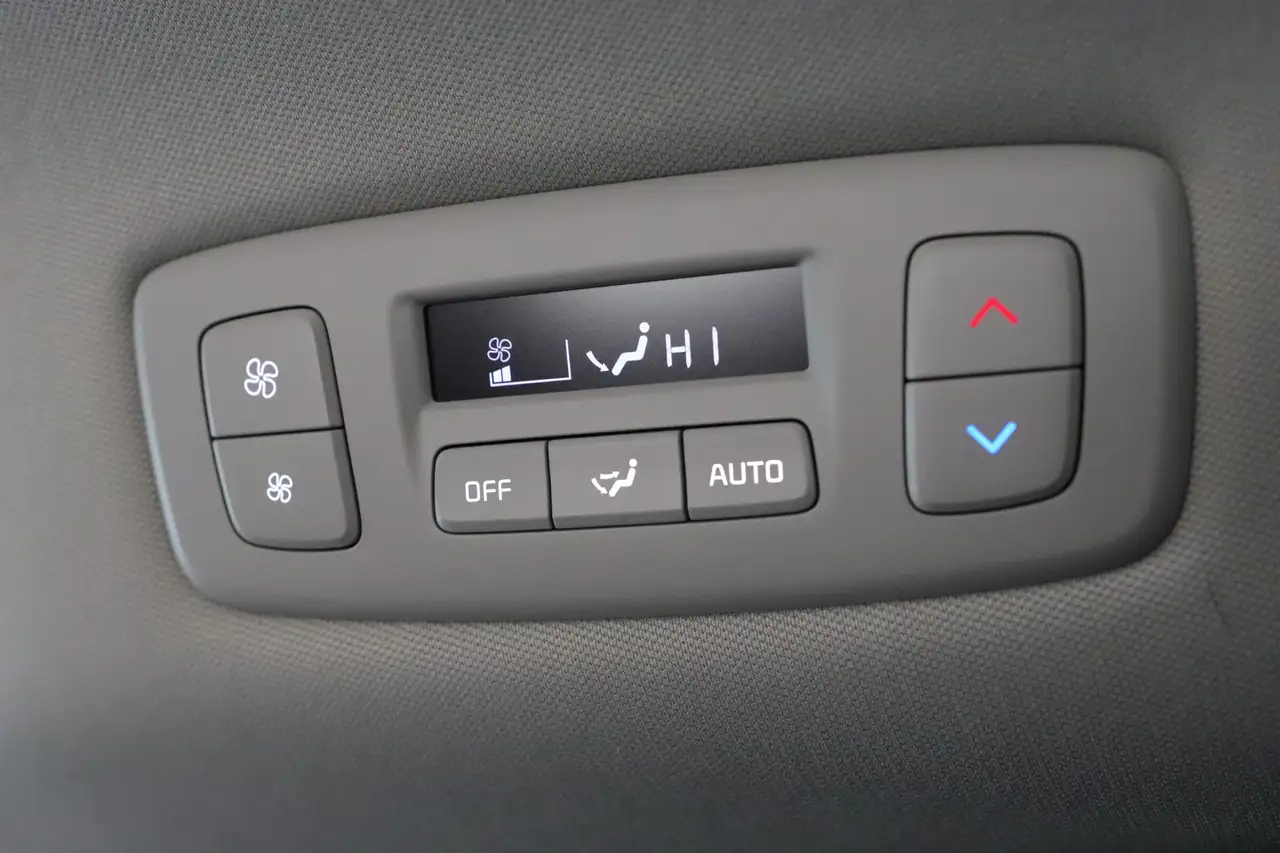 Kia Carnival fotografie Kia Carnival