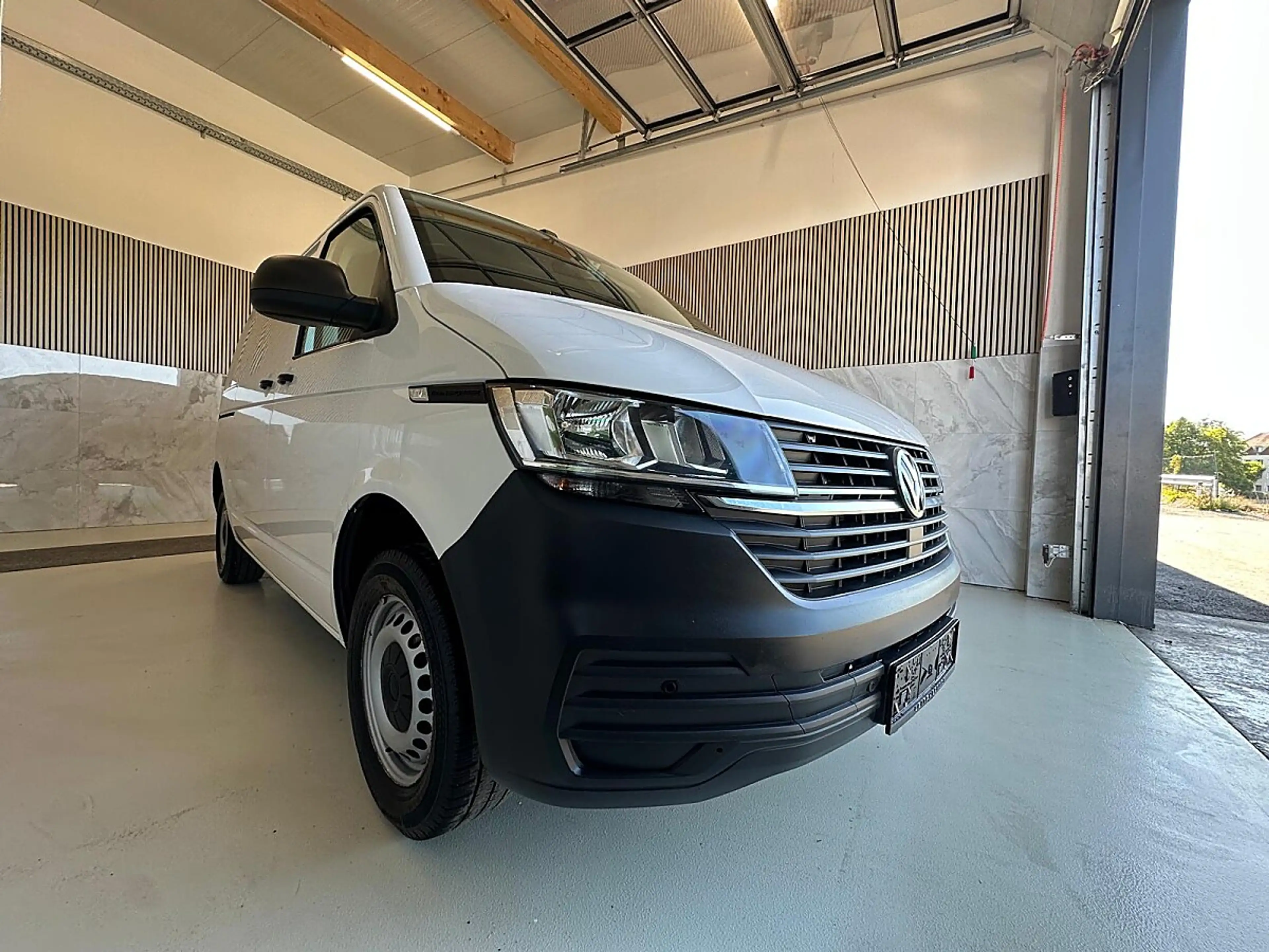 Volkswagen T6.1 Transporter L1 Flügel Front Assist, Tempomat, Einparkhilfe,... — photo 13