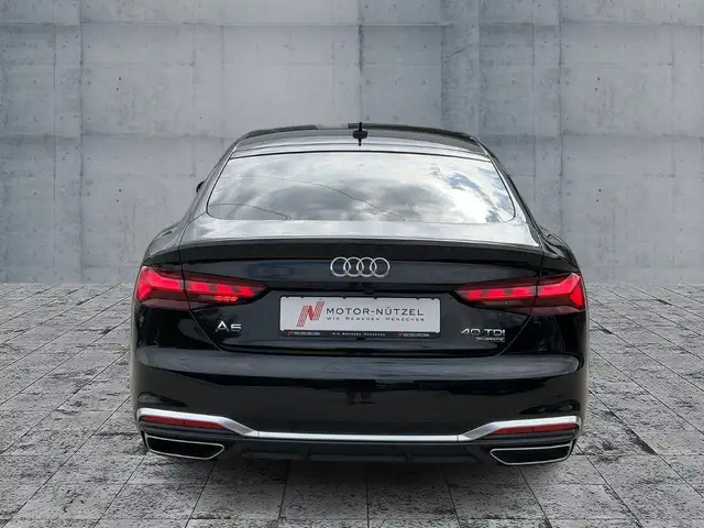 Audi A5 view 5