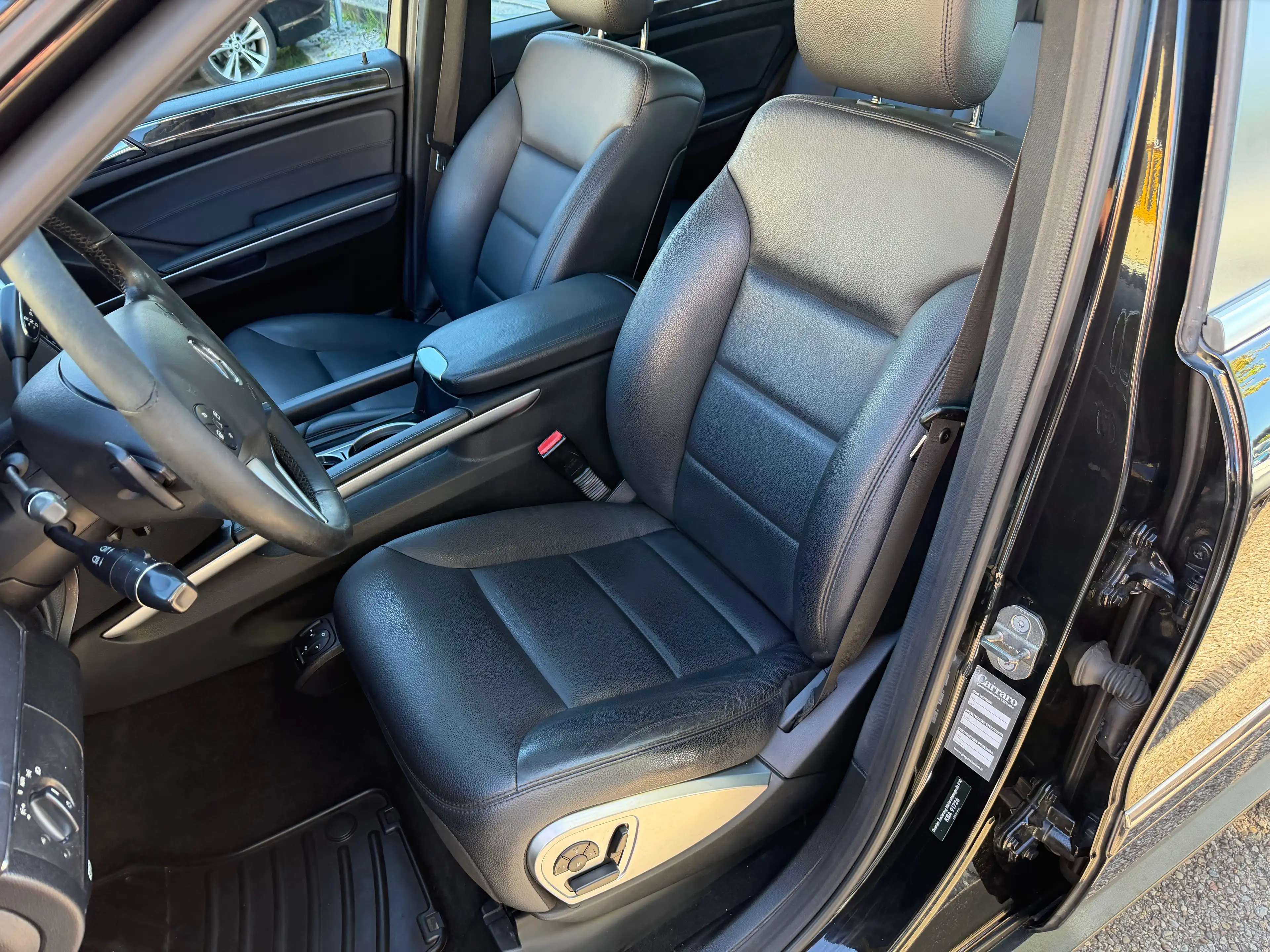 Mercedes-Benz ML 350 CDI 4Matic 7G-TRONIC *SPORT-PAKET / TOP-AUSSTATTUNG!!* — photo 14