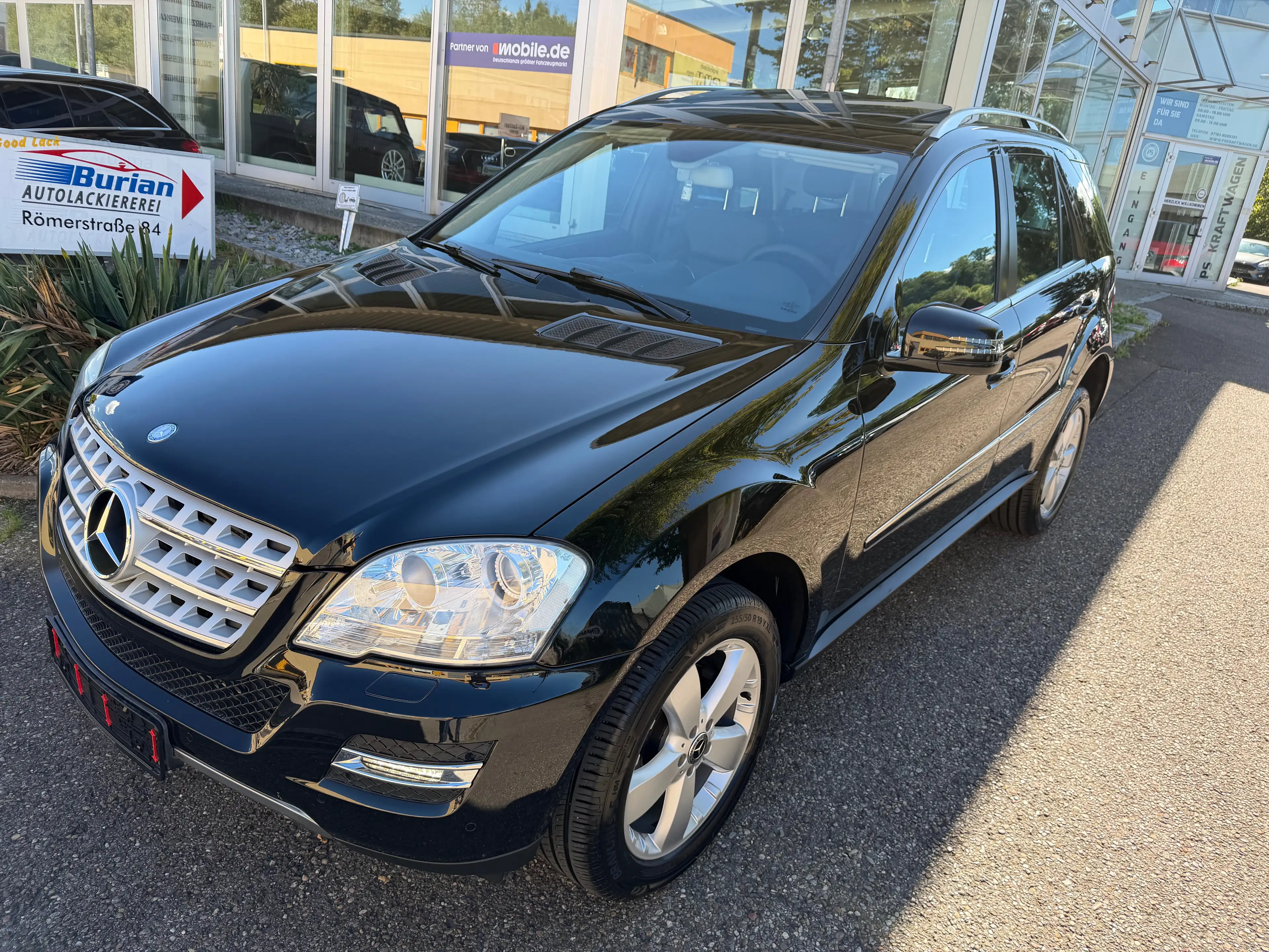 Mercedes-Benz ML 350 CDI 4Matic 7G-TRONIC *SPORT-PAKET / TOP-AUSSTATTUNG!!* — photo 2