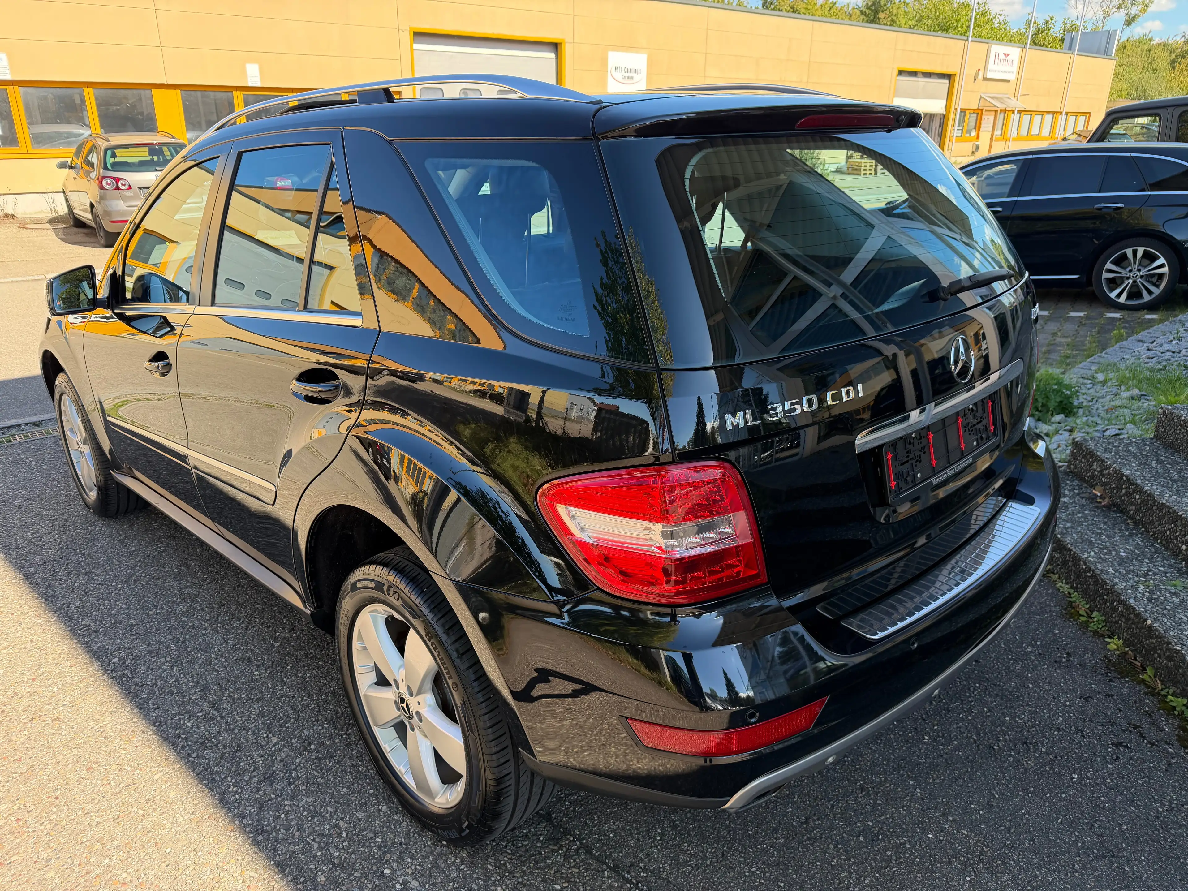 Mercedes-Benz ML 350 CDI 4Matic 7G-TRONIC *SPORT-PAKET / TOP-AUSSTATTUNG!!* — photo 4