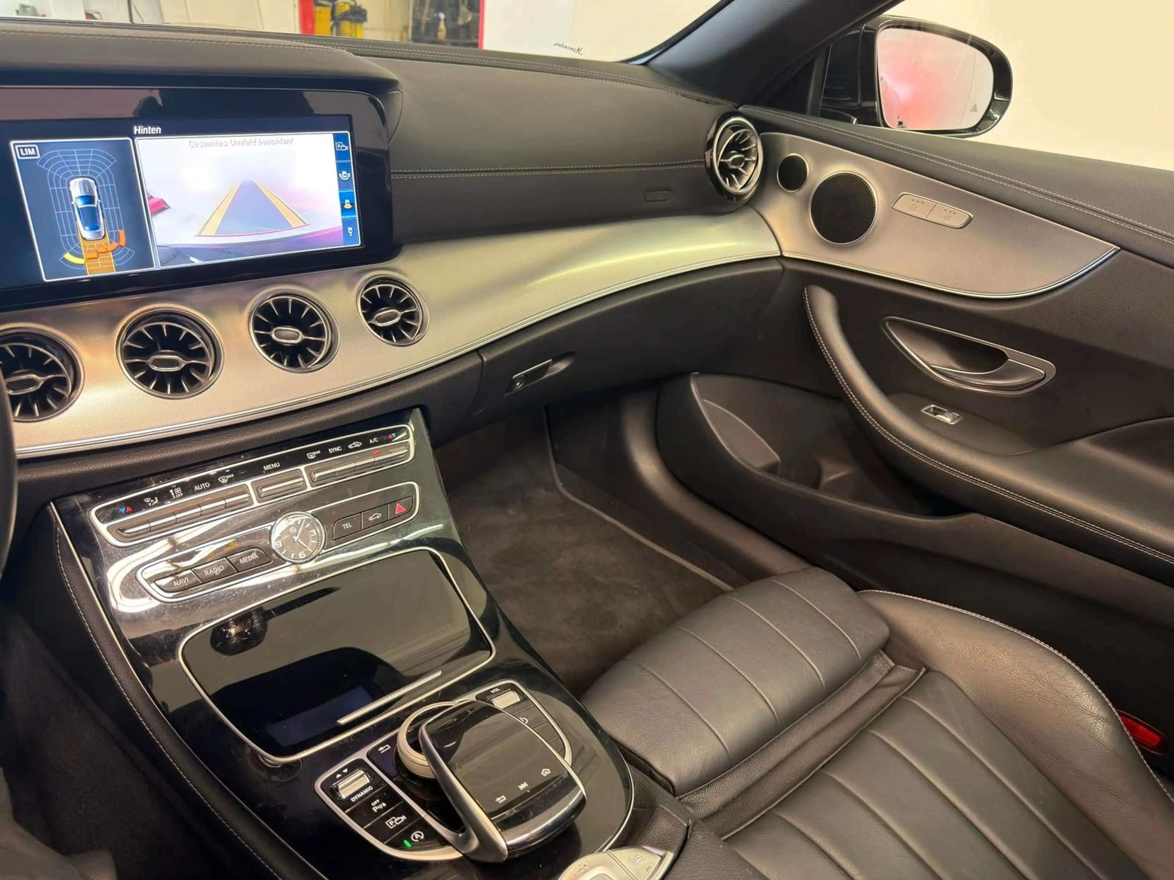 Mercedes-Benz E 200 Cabrio*NAVI*LEDER*R-KAM*SHZ*AIR-SCARF* — photo 10