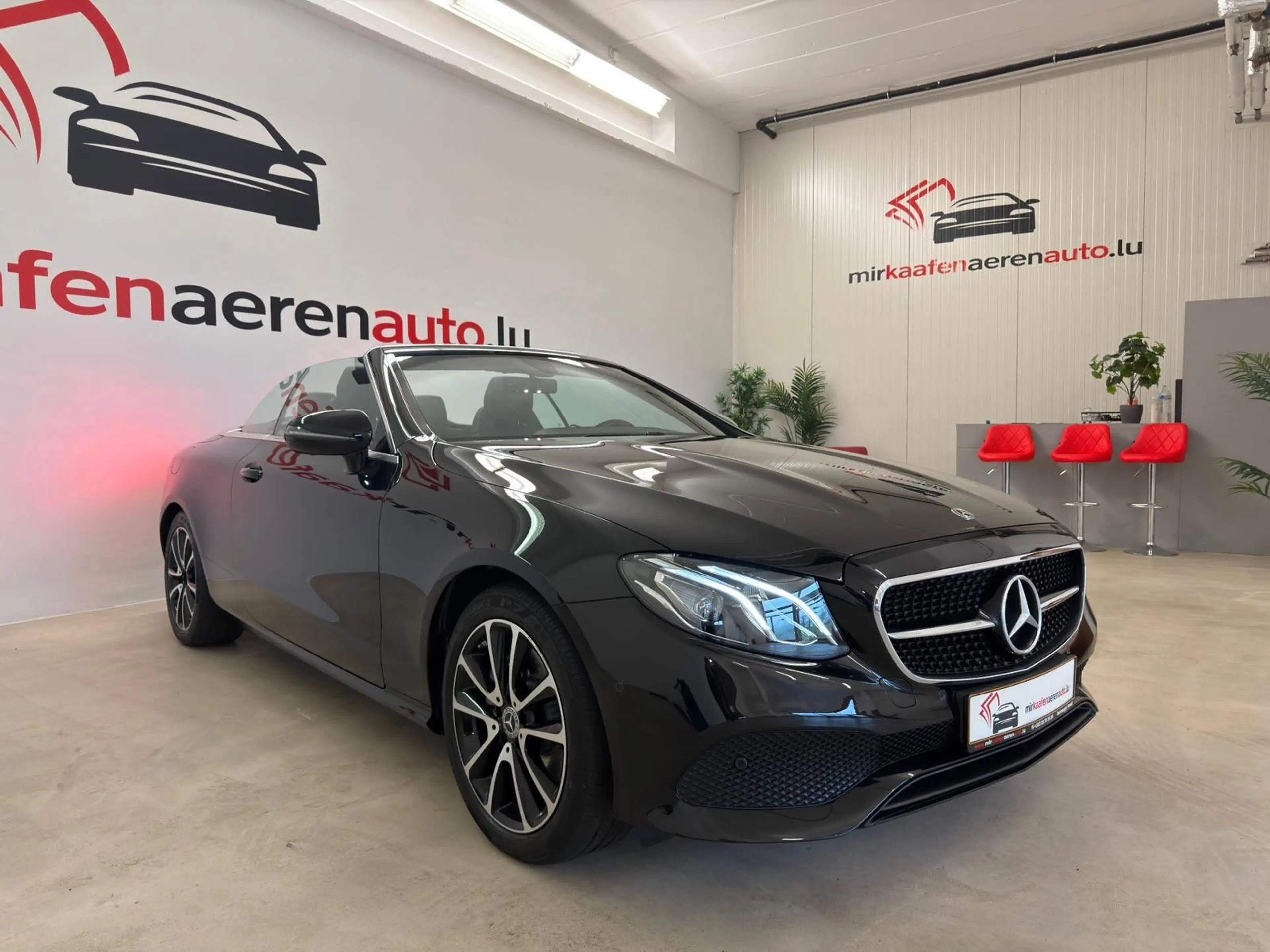 Mercedes-Benz E 200 Cabrio*NAVI*LEDER*R-KAM*SHZ*AIR-SCARF*