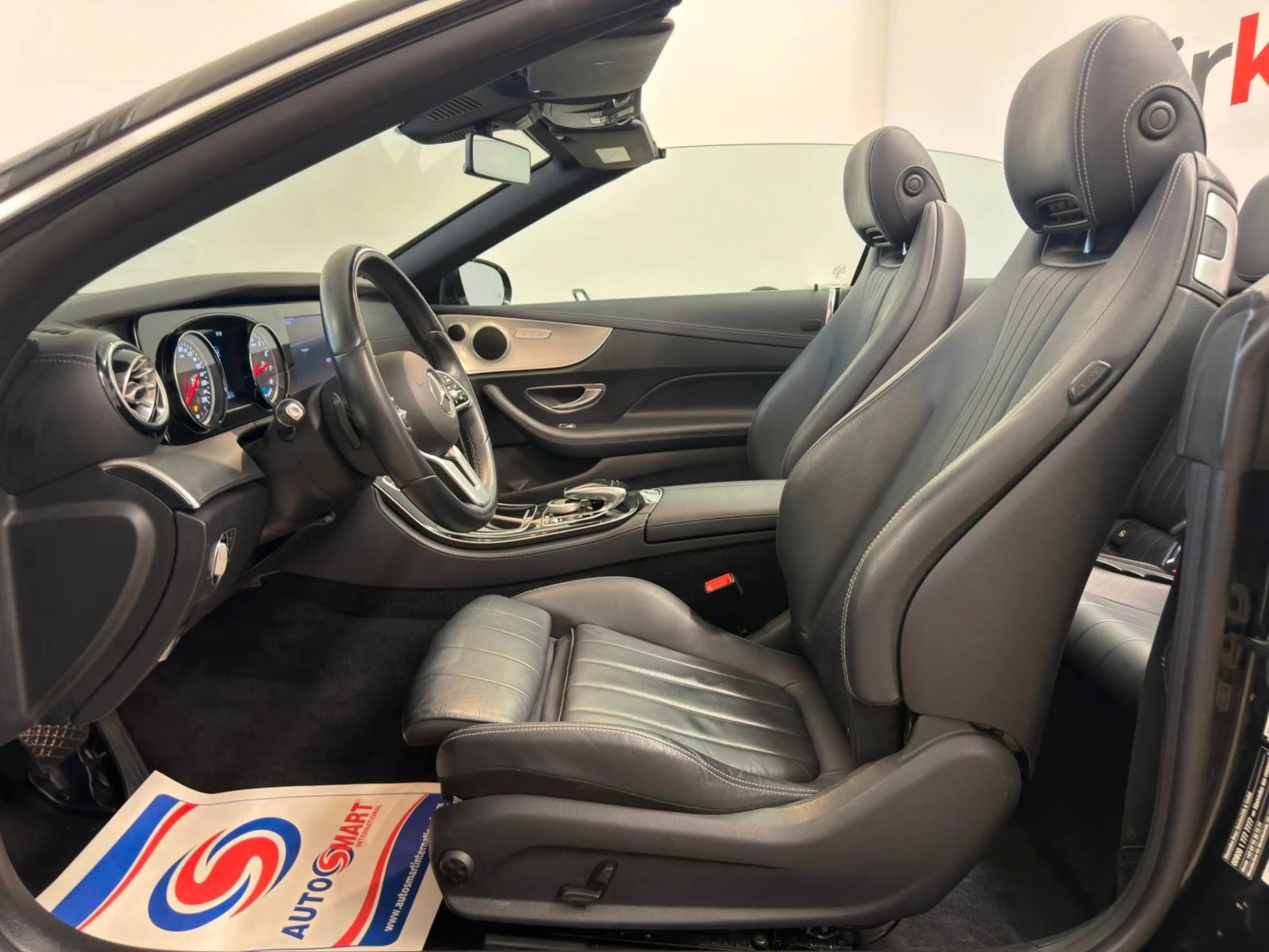 Mercedes-Benz E 200 Cabrio*NAVI*LEDER*R-KAM*SHZ*AIR-SCARF* — photo 8