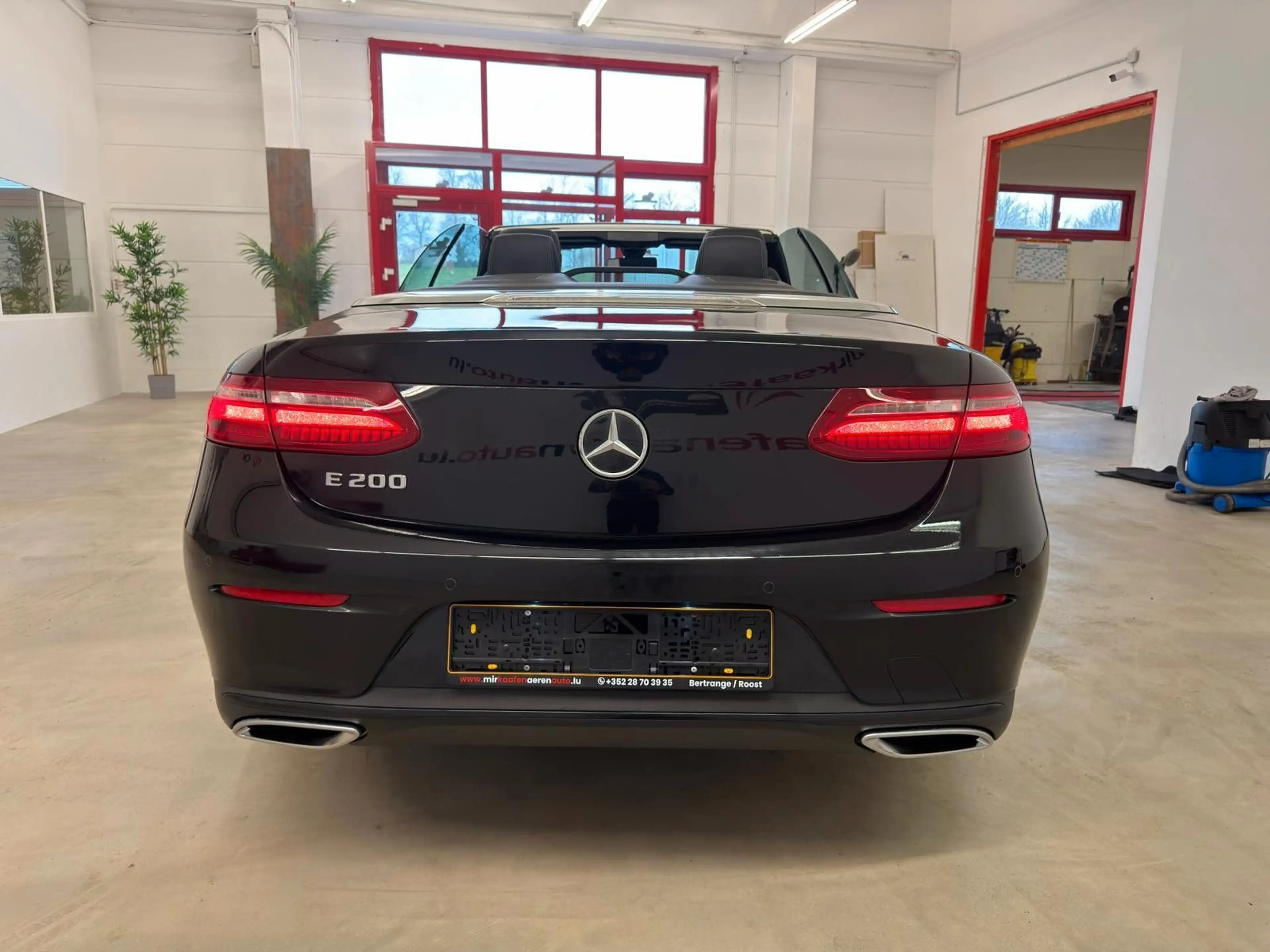 Mercedes-Benz E 200 Cabrio*NAVI*LEDER*R-KAM*SHZ*AIR-SCARF* — photo 5