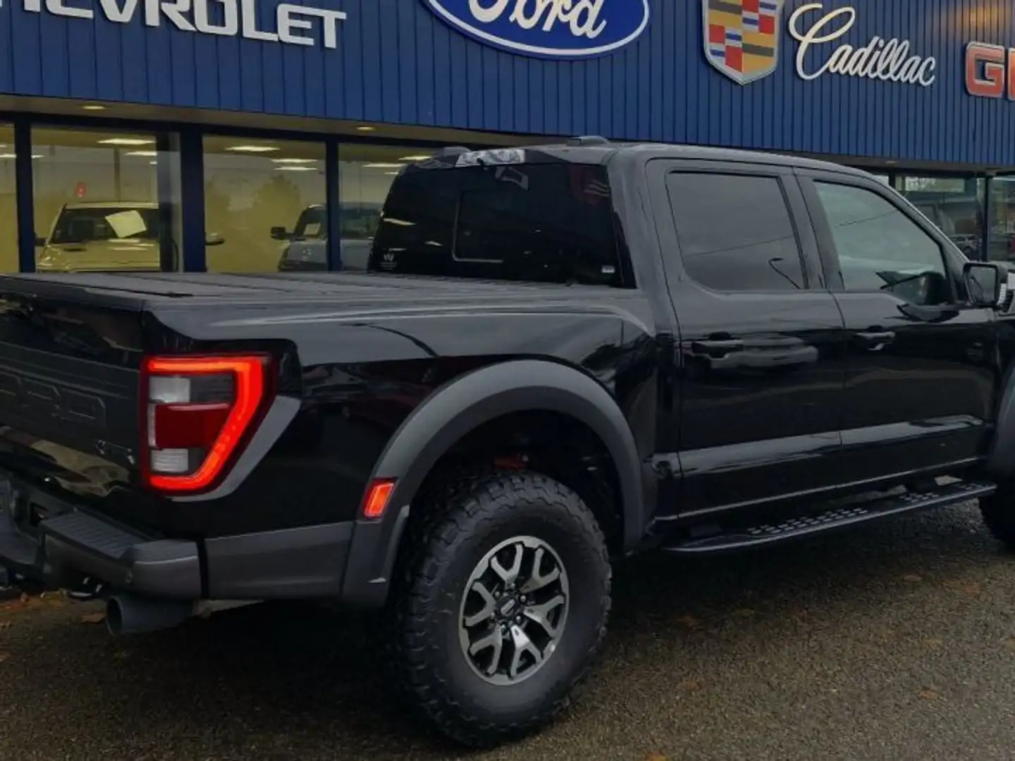 Ford F 150 Raptor SuperCrew V6 3.5L EcoBoost 450 Ch - 801A Gr Negro - 2
