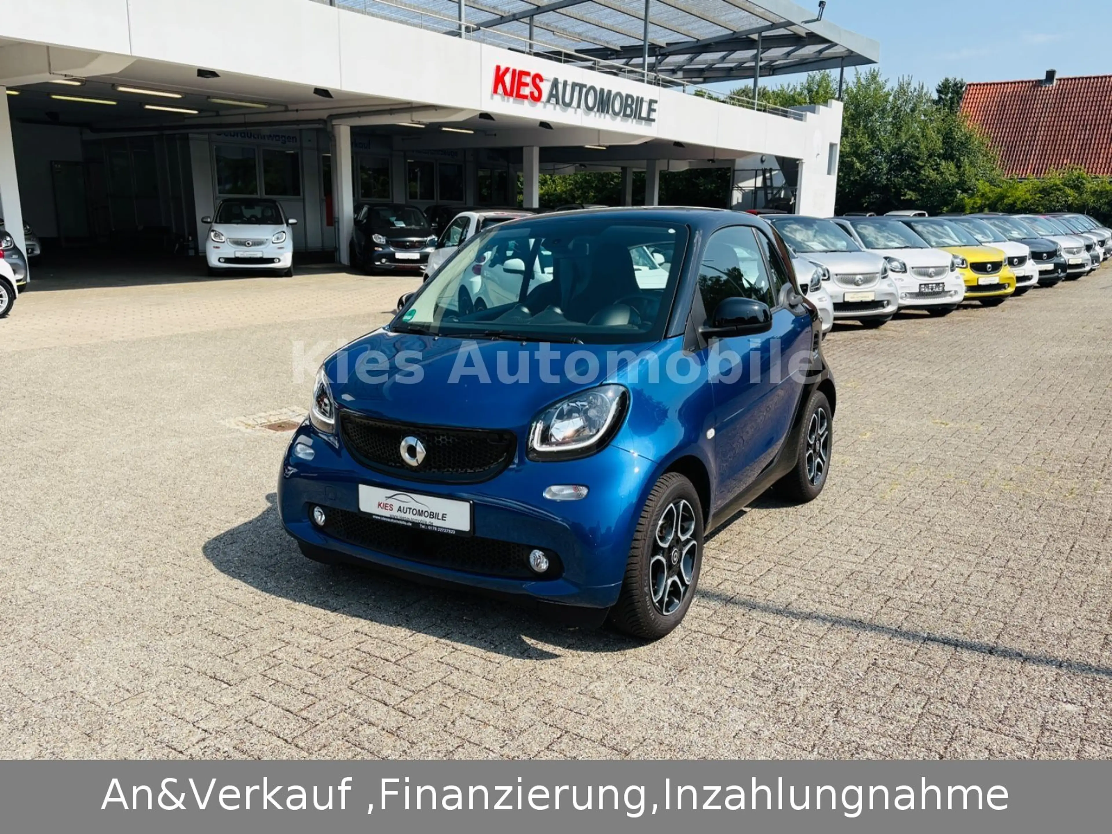 smart forTwo Prime 90 Ps AUTOM/LEDER/NAVI/KAMERA/PANO — photo 3