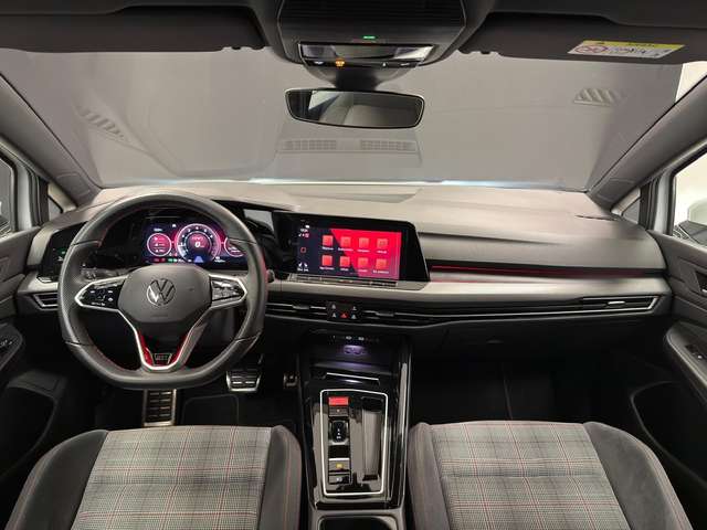 Volkswagen Golf GTI — photo 9