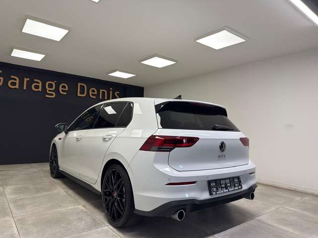 Volkswagen Golf GTI — photo 6