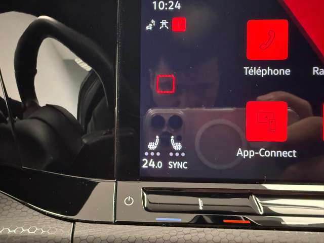 Volkswagen Golf GTI — photo 16