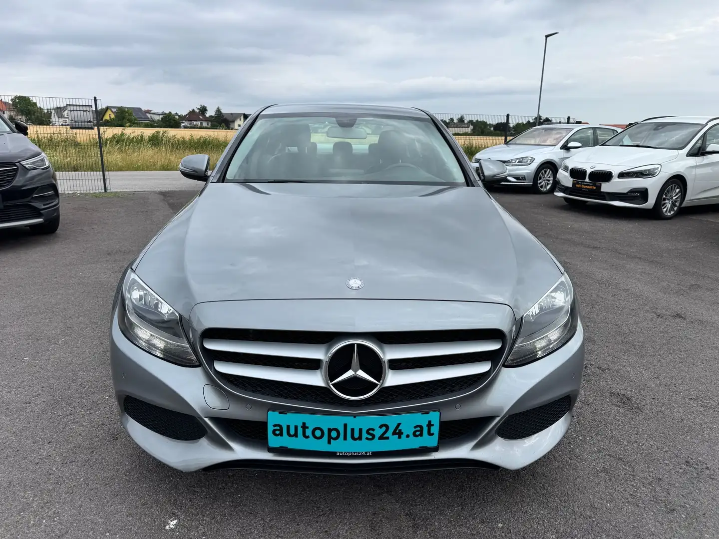 Mercedes-Benz C 200 d Aut. Grau - 2