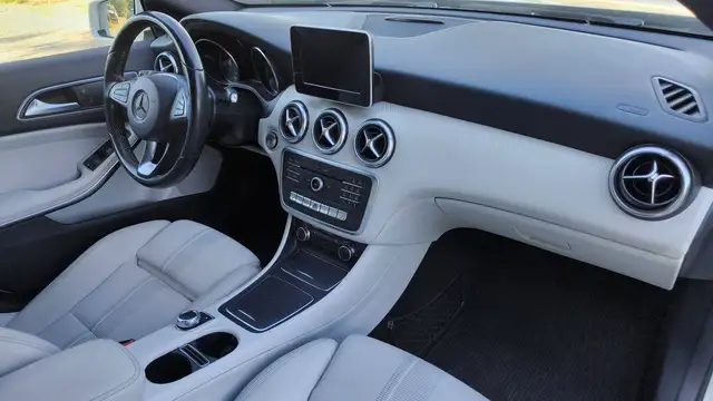 Mercedes-Benz Unknown Model view 10