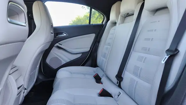 Mercedes-Benz Unknown Model view 9