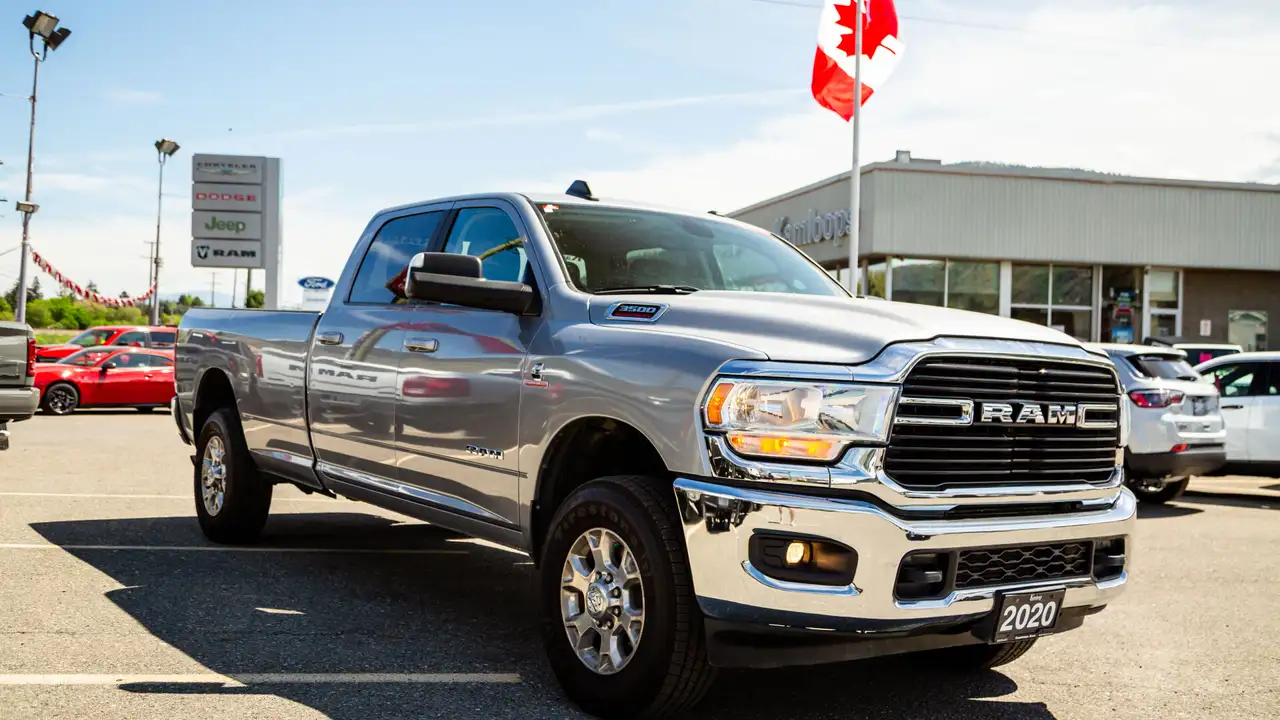 RAM 3500 снимка RAM 3500