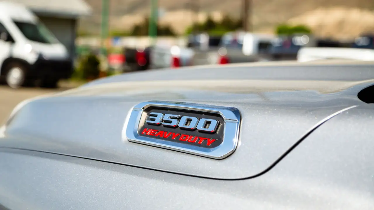RAM 3500 снимка RAM 3500