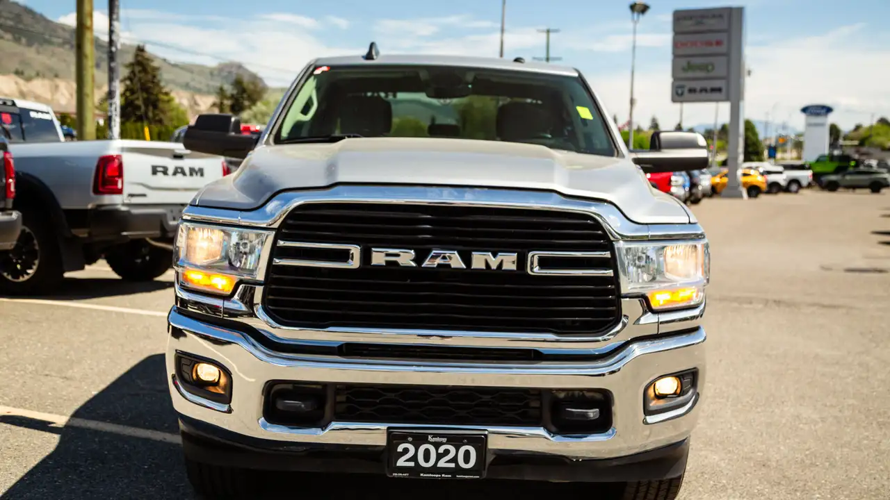 RAM 3500 снимка RAM 3500