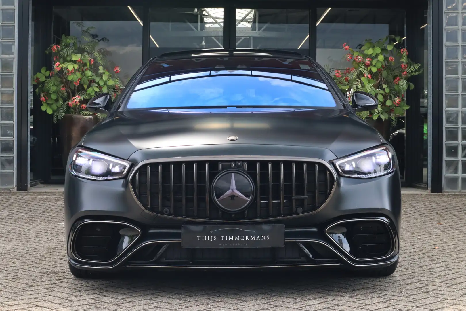 Mercedes-Benz S 63 AMG S E Performance | Magno Nachtzwart, Manufaktur int Nero - 2