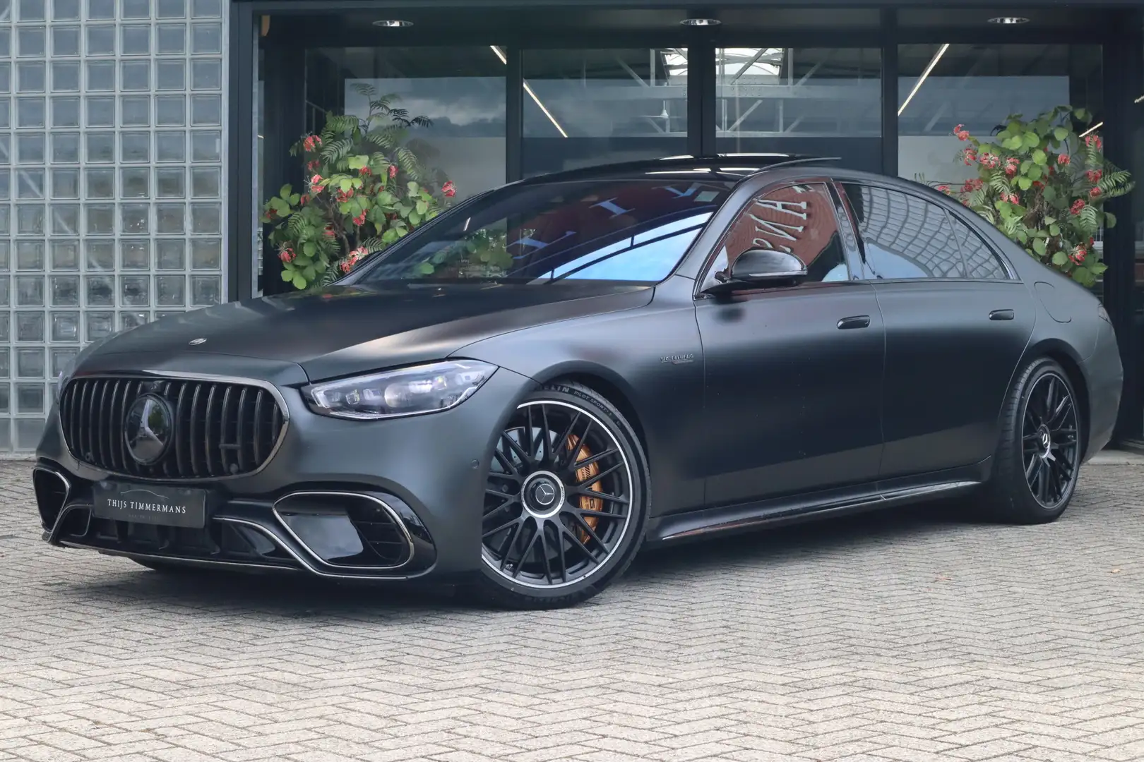 Mercedes-Benz S 63 AMG S E Performance | Magno Nachtzwart, Manufaktur int Nero - 1