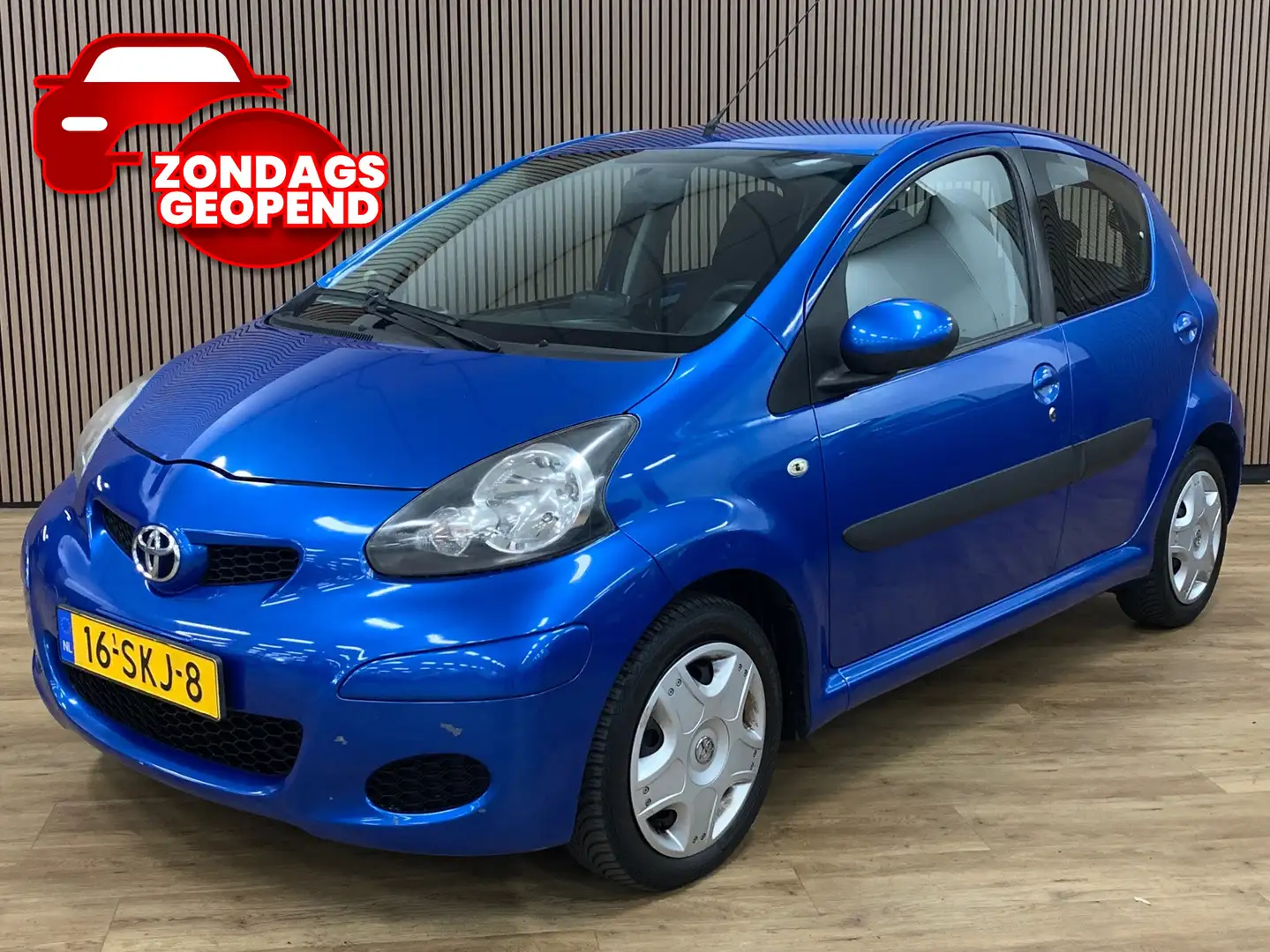 Toyota Aygo 1.0-12V Comfort|Navigatie|Airco| Blauw - 1