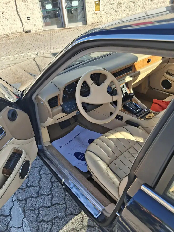 Jaguar XJR 4.0 cat., foto 6