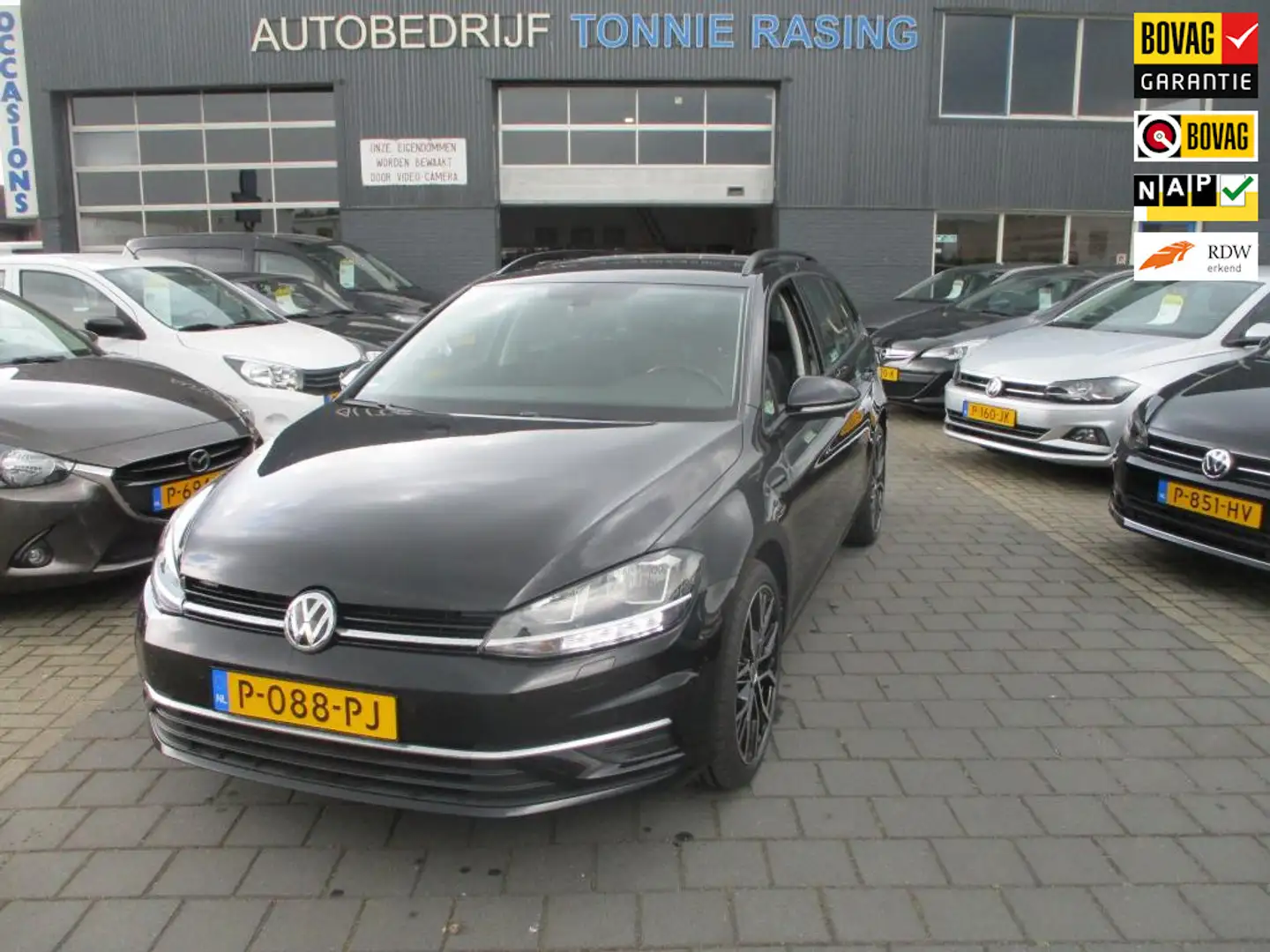 Volkswagen Golf Variant 1.6 TDI Comfortline Business Zwart - 1