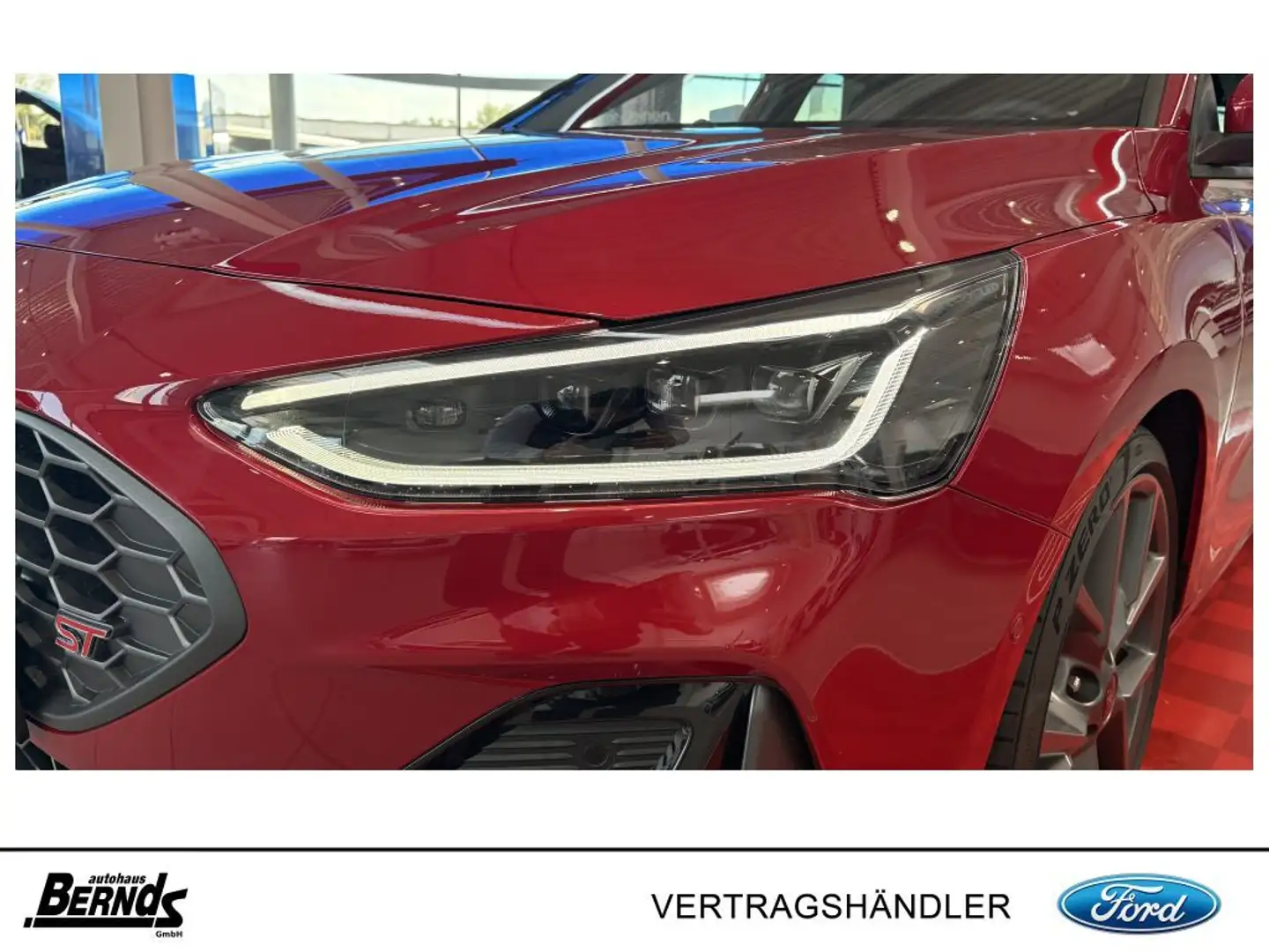 Ford Focus Turnier 2.3 EcoBoost Automatik ST X SCHIBEDACH LED Rot - 2